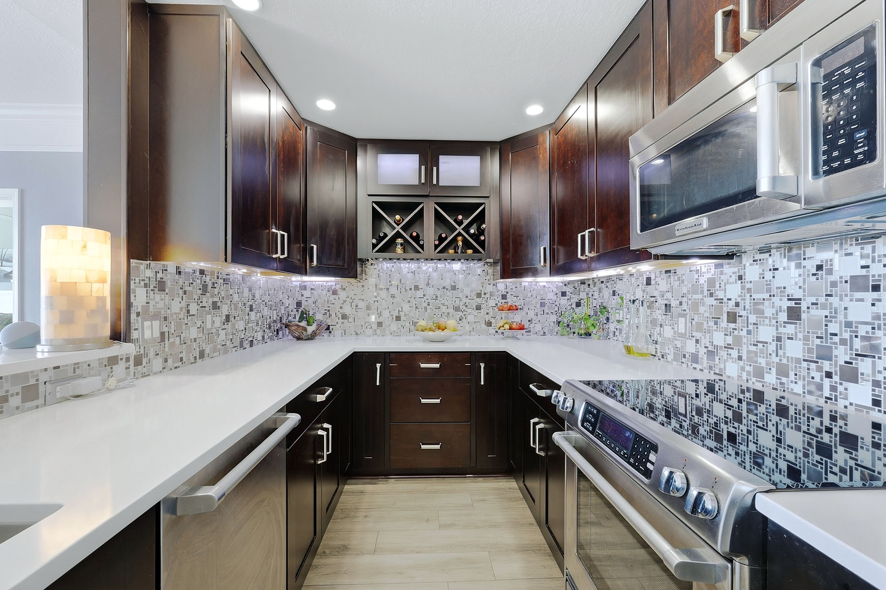 750 Tamiami Trail , 1506