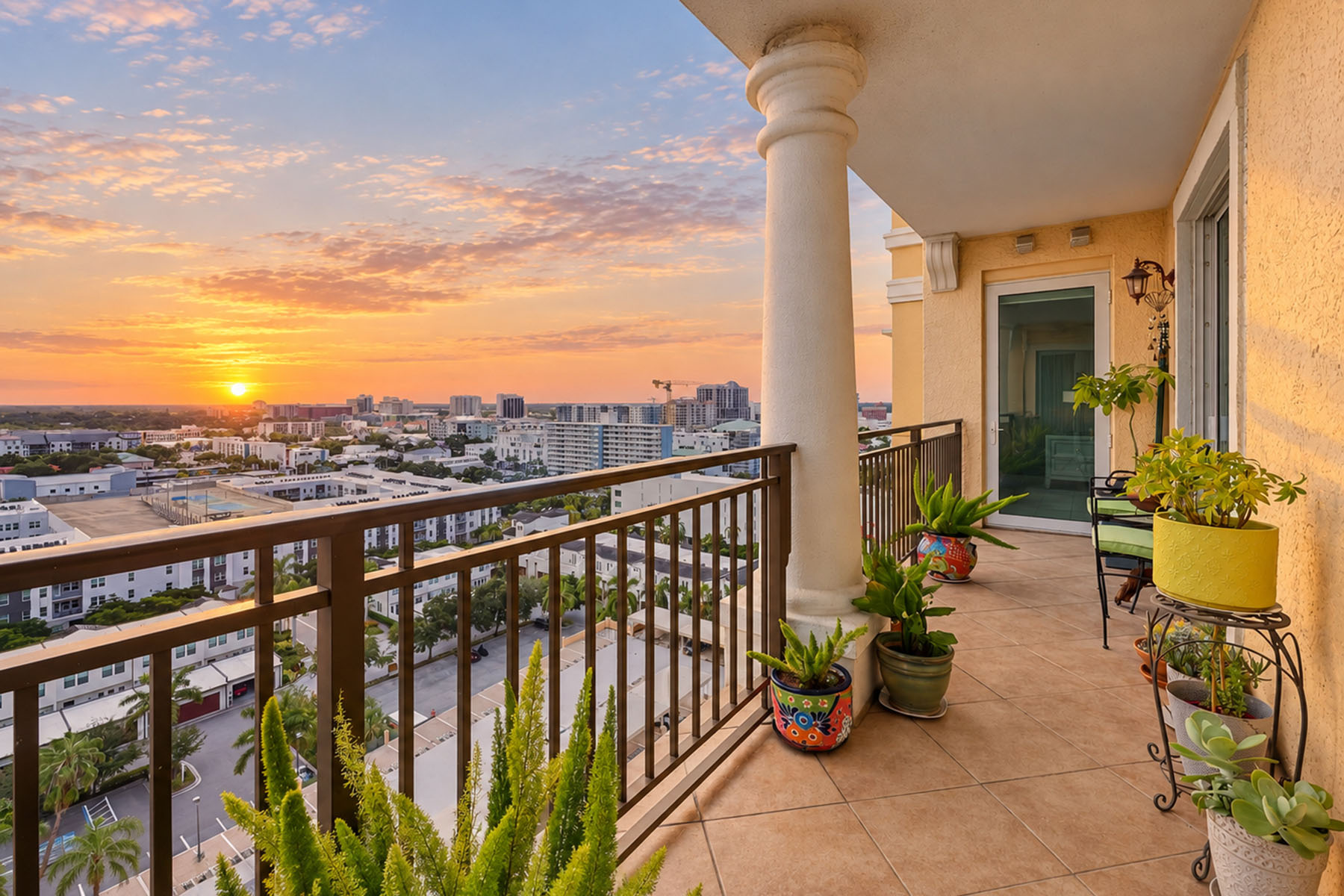 750 Tamiami Trail , 1506