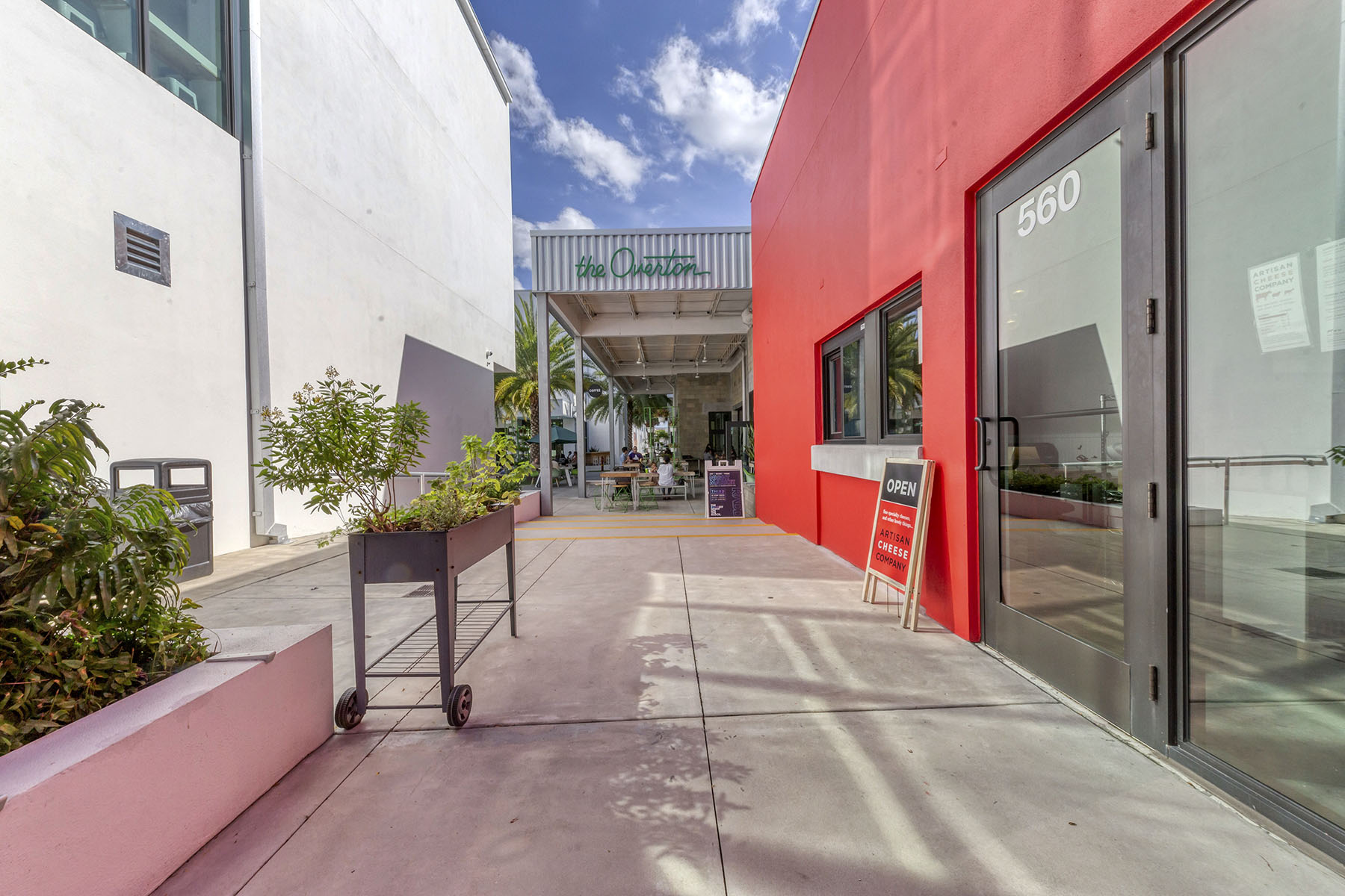 750 Tamiami Trail , 1506