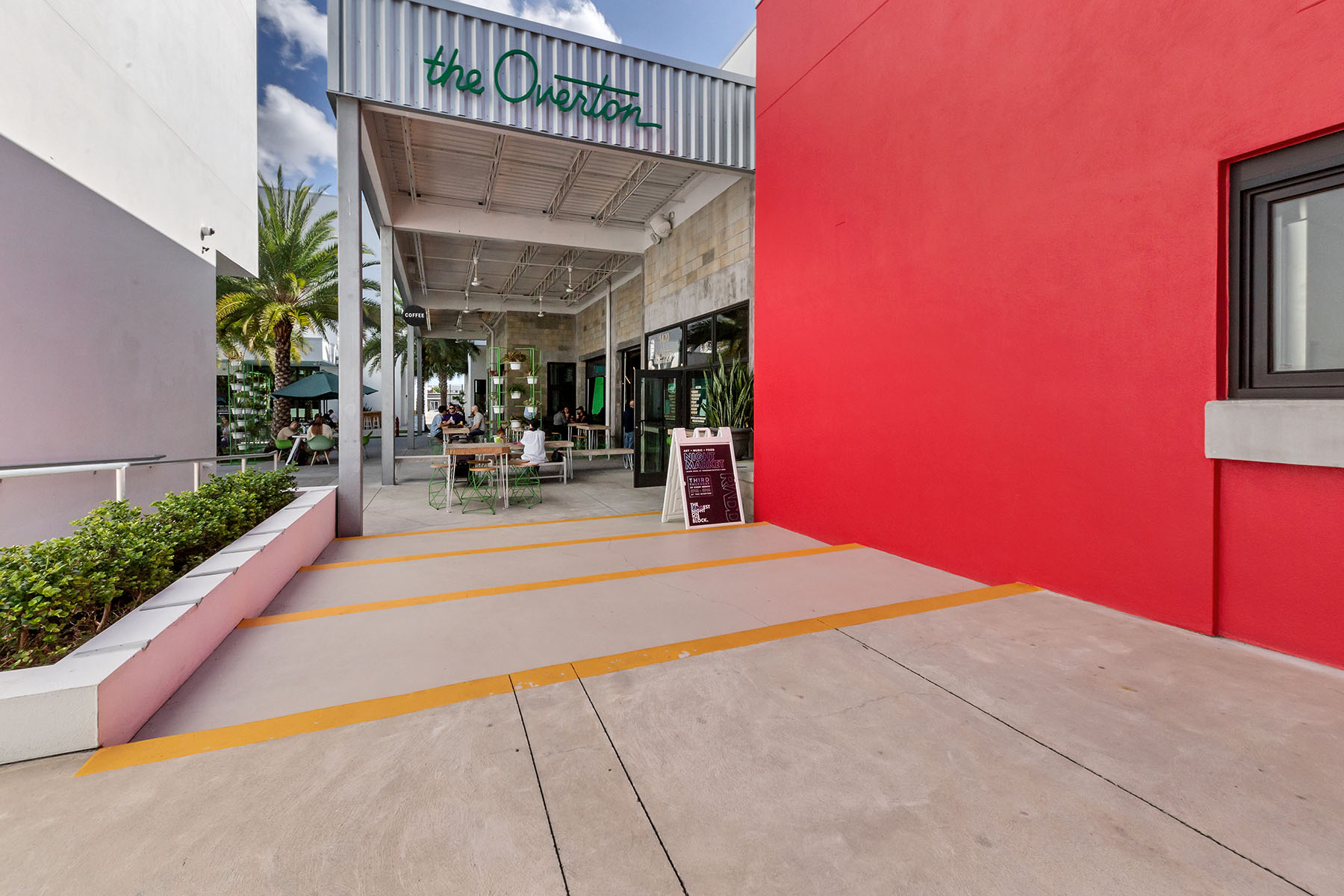 750 Tamiami Trail , 1506