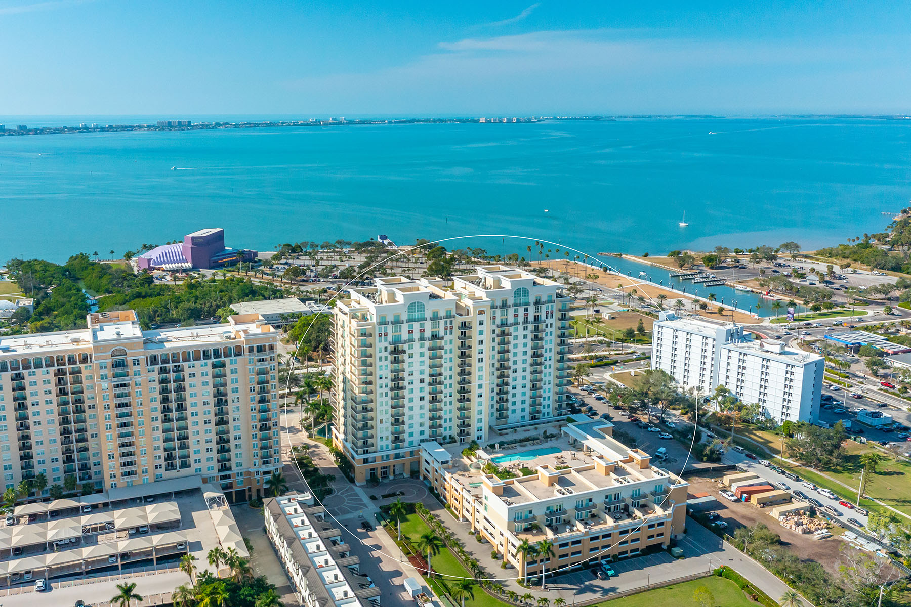 800 N Tamiami Trail , 815