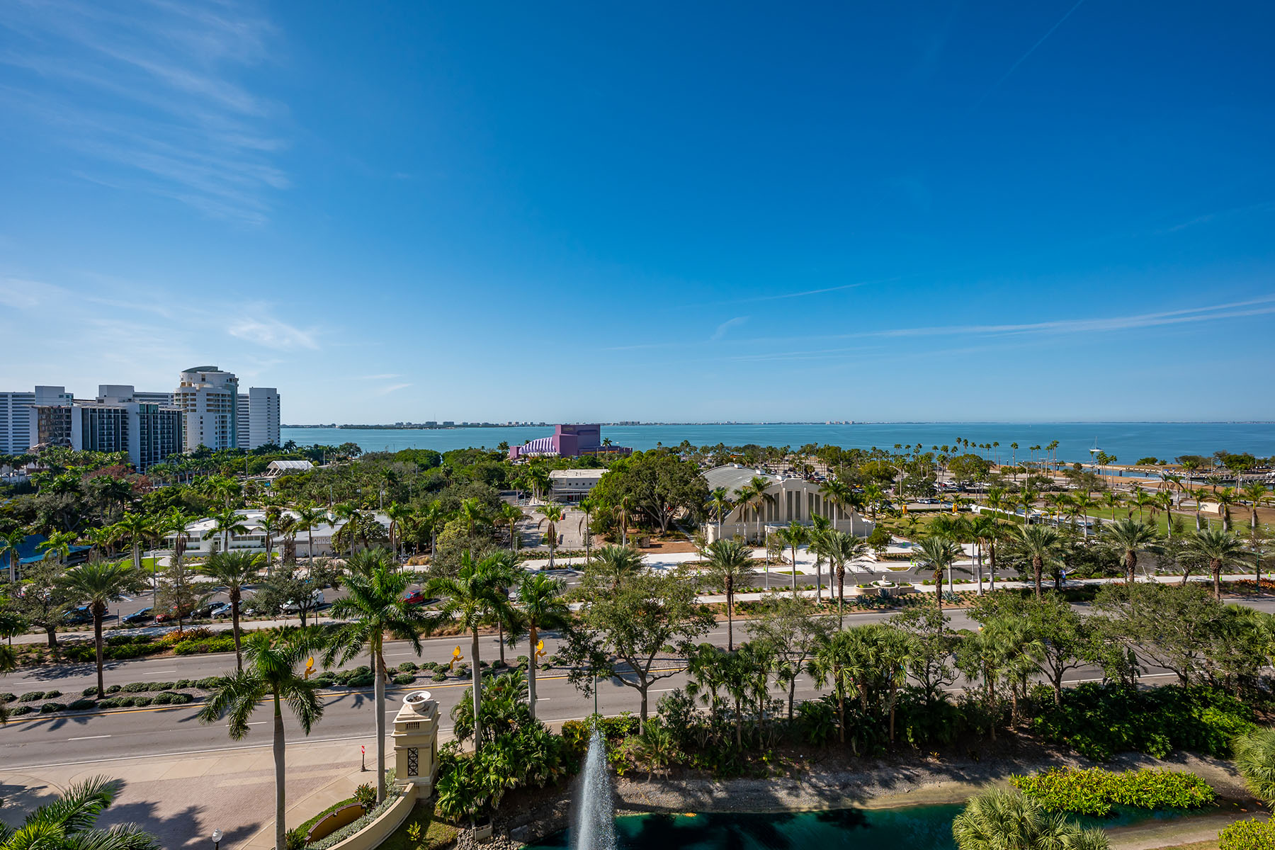 800 N Tamiami Trail , 815