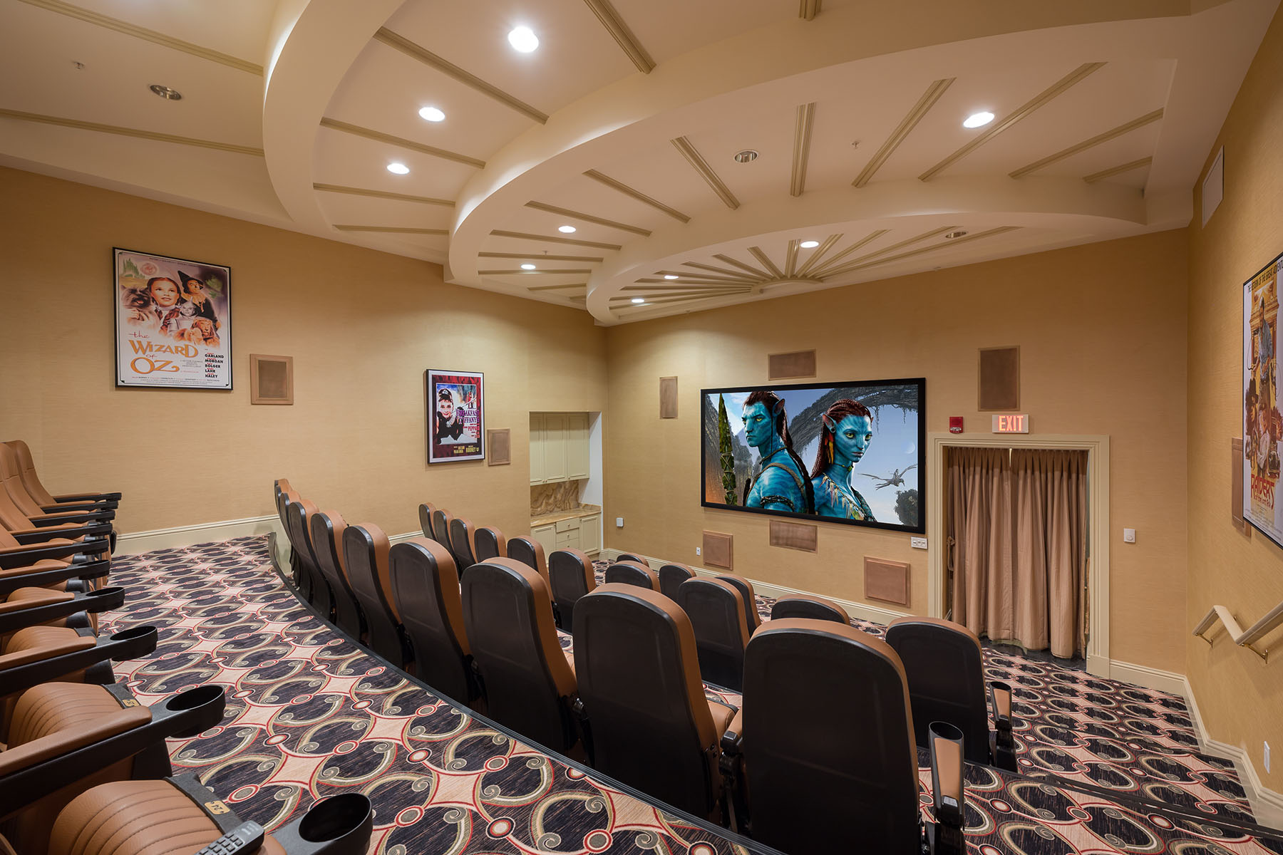 800 N Tamiami Trail , 815