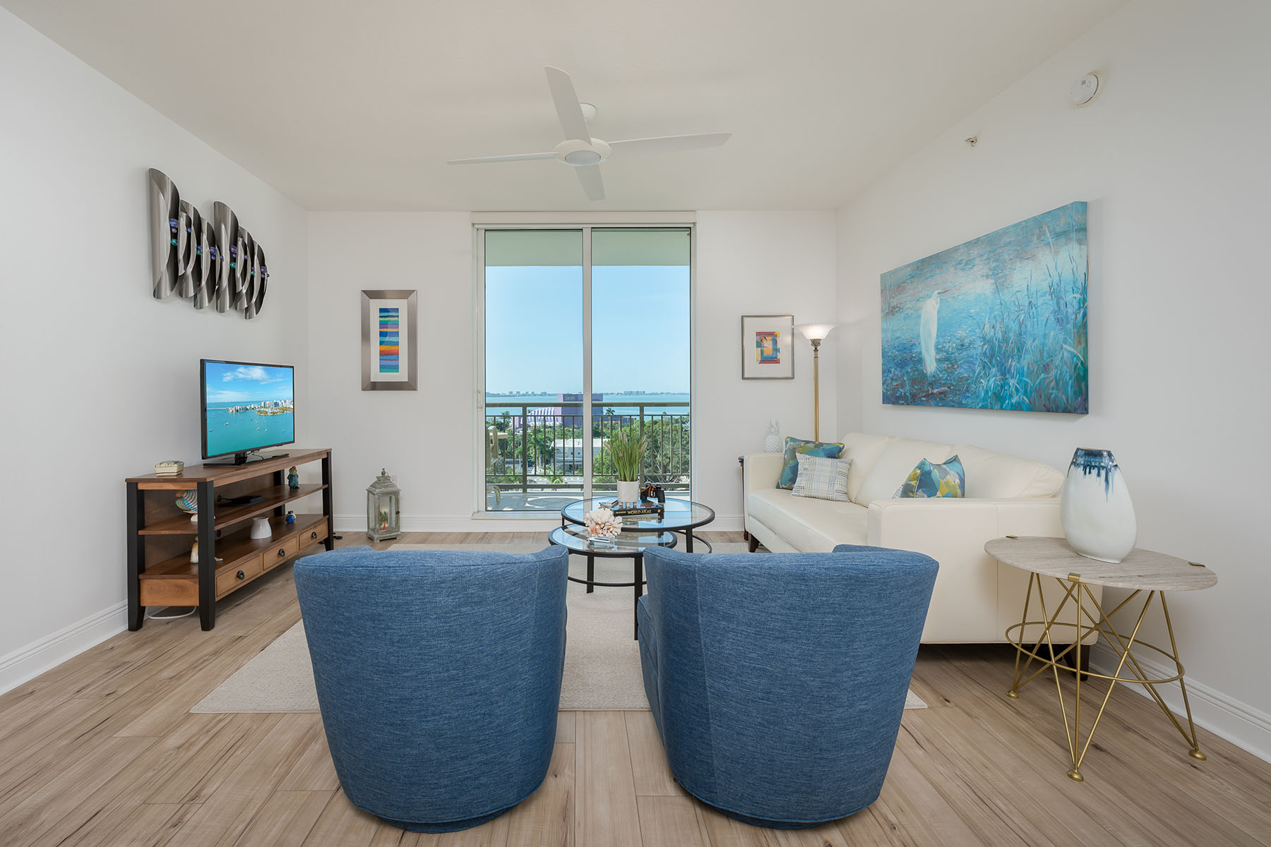 800 N Tamiami Trail , 815
