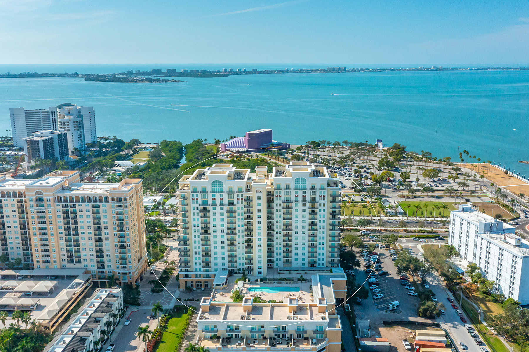 800 N Tamiami Trail , 815