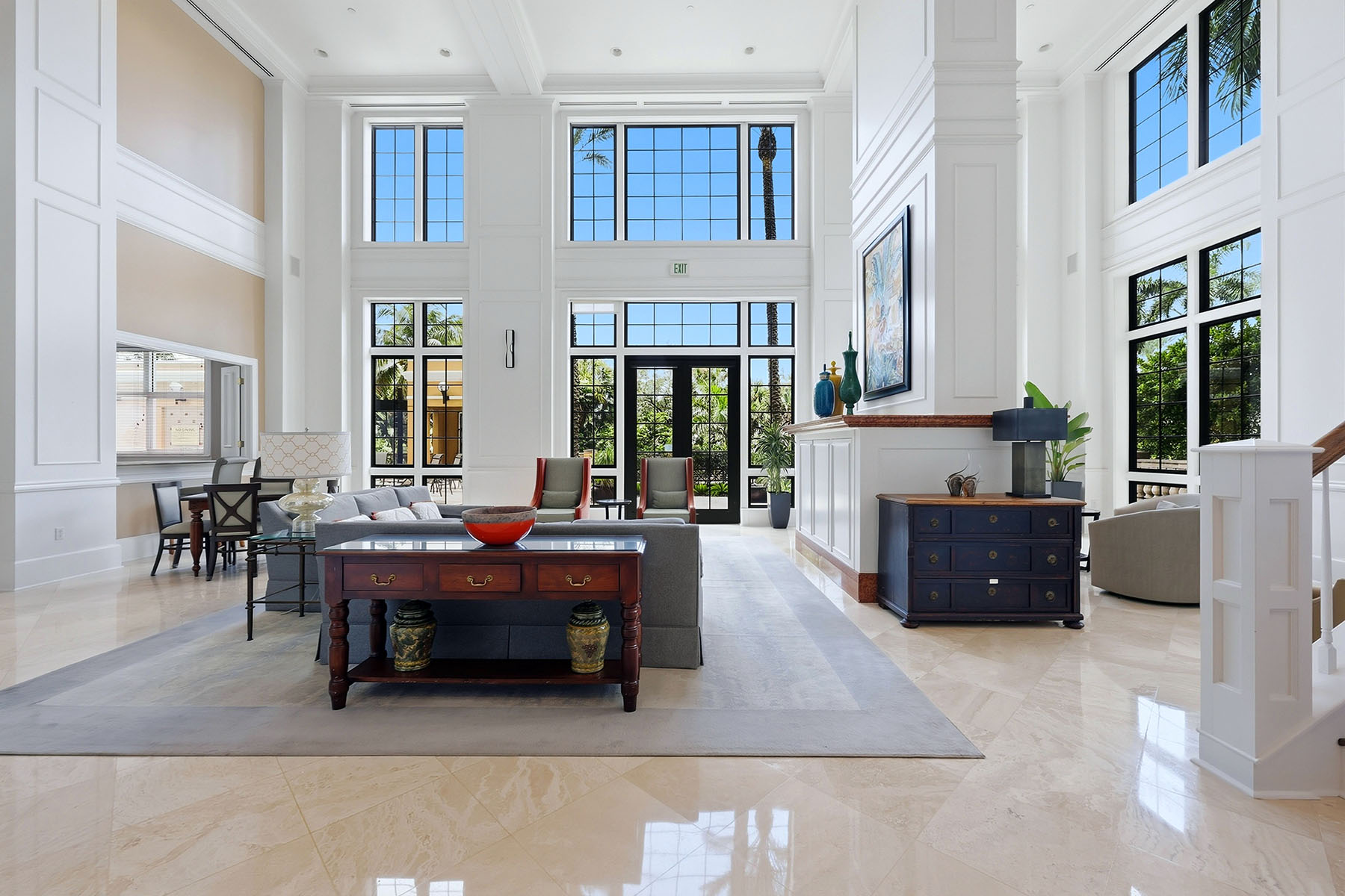 750 N Tamiami Trail , 517