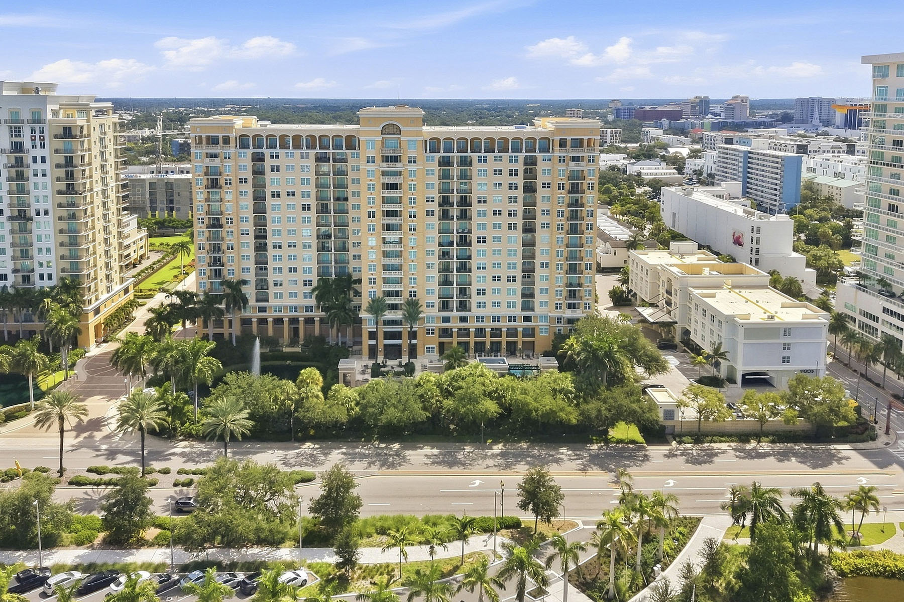 750 N Tamiami Trail , 517