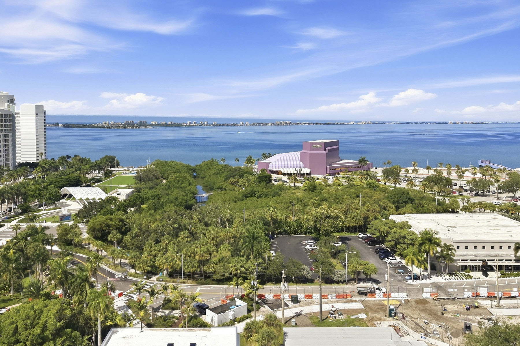 750 N Tamiami Trail , 517