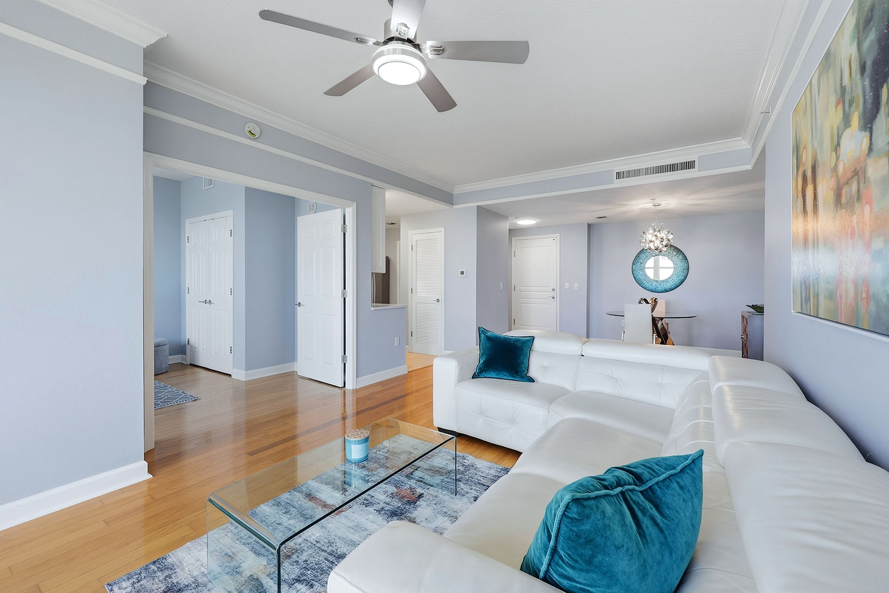 750 N Tamiami Trail , 517