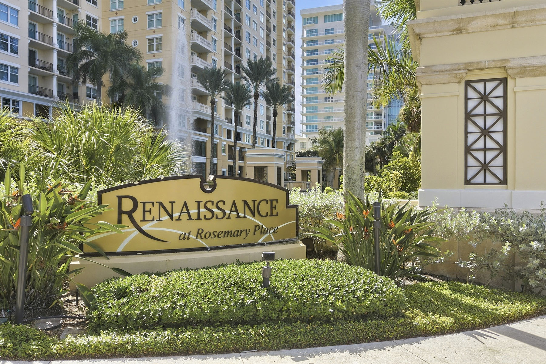 750 N Tamiami Trail , 517