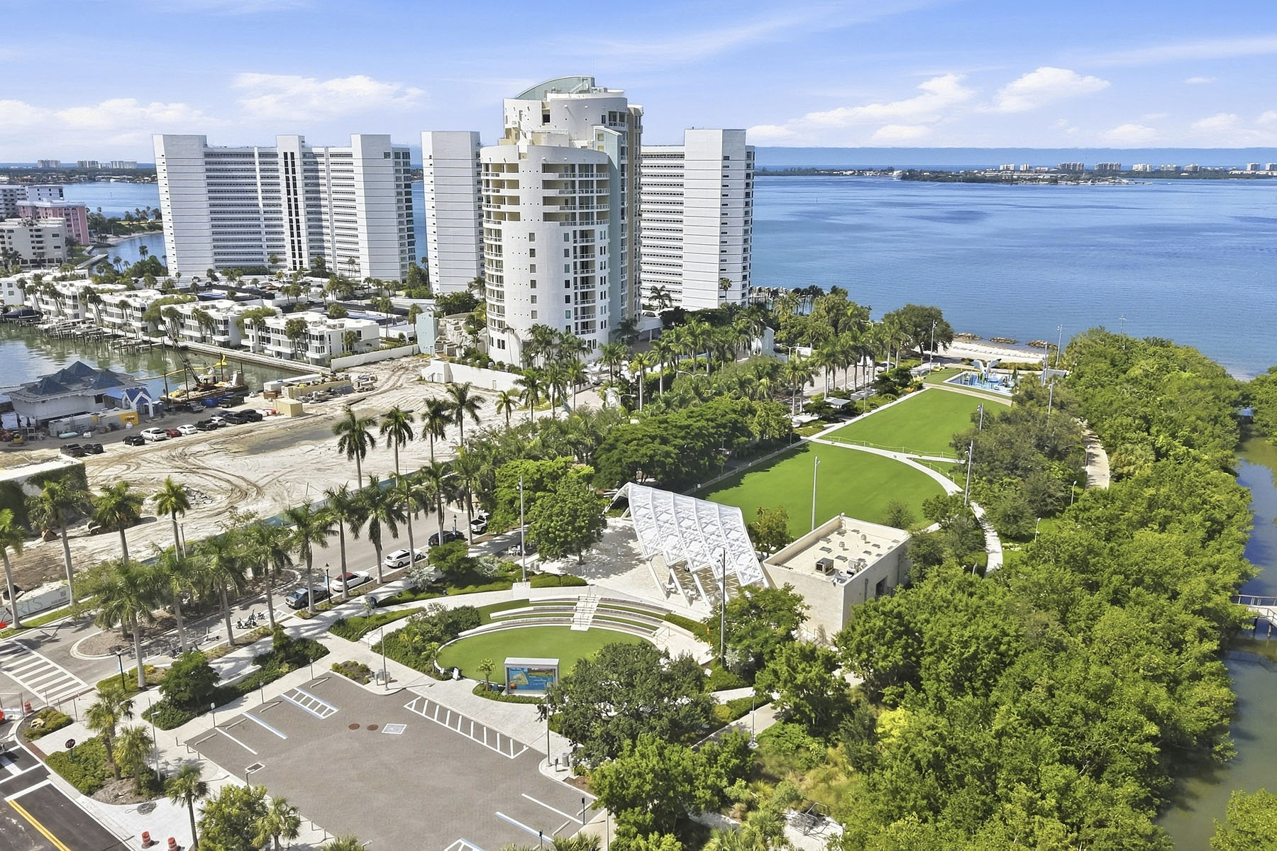 750 N Tamiami Trail , 517