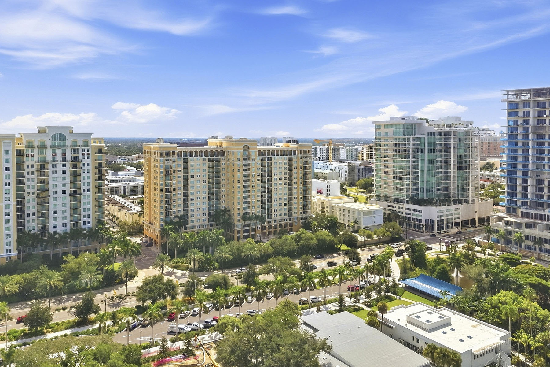 750 N Tamiami Trail , 517