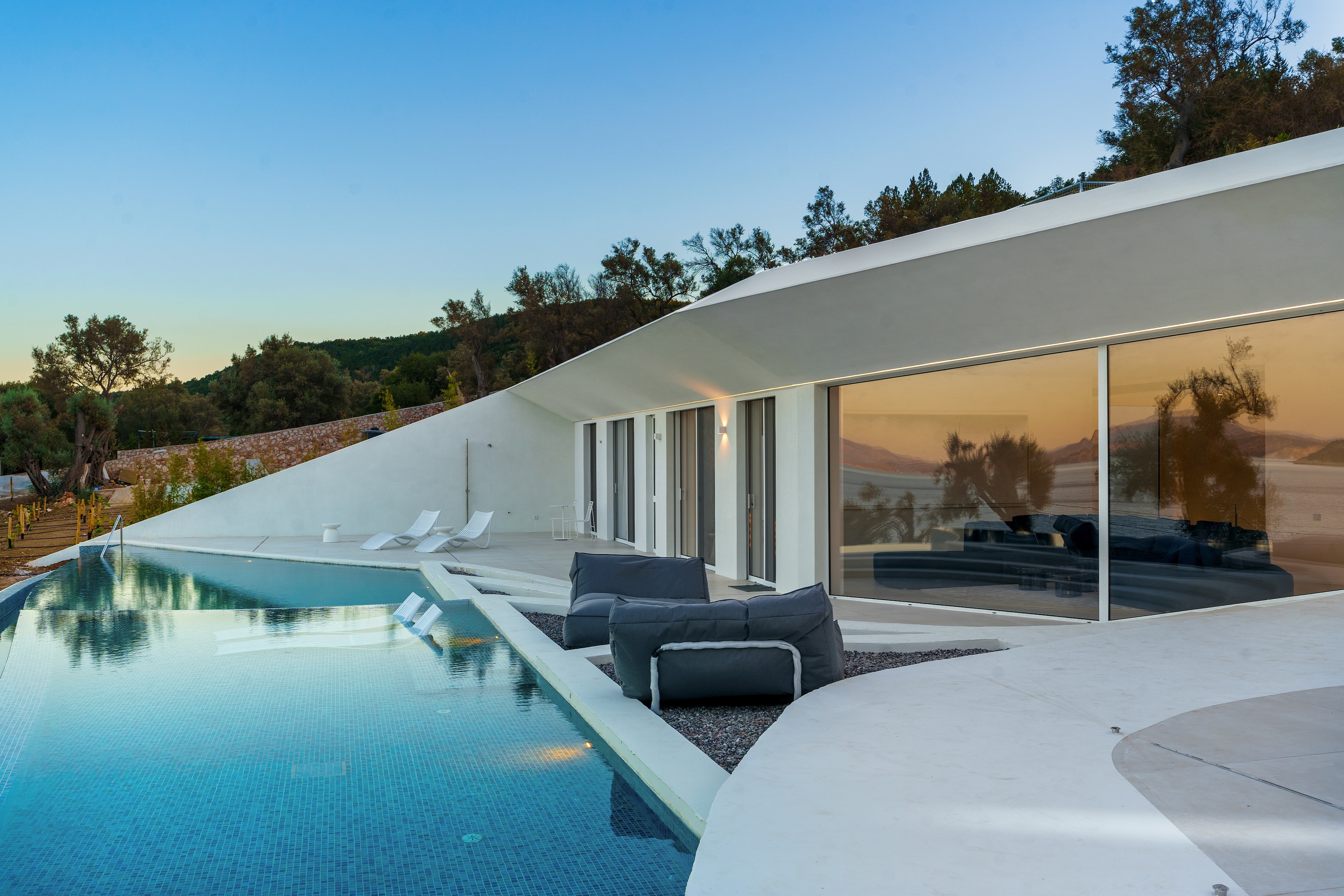 Afteli Beach, Apollonii Altius