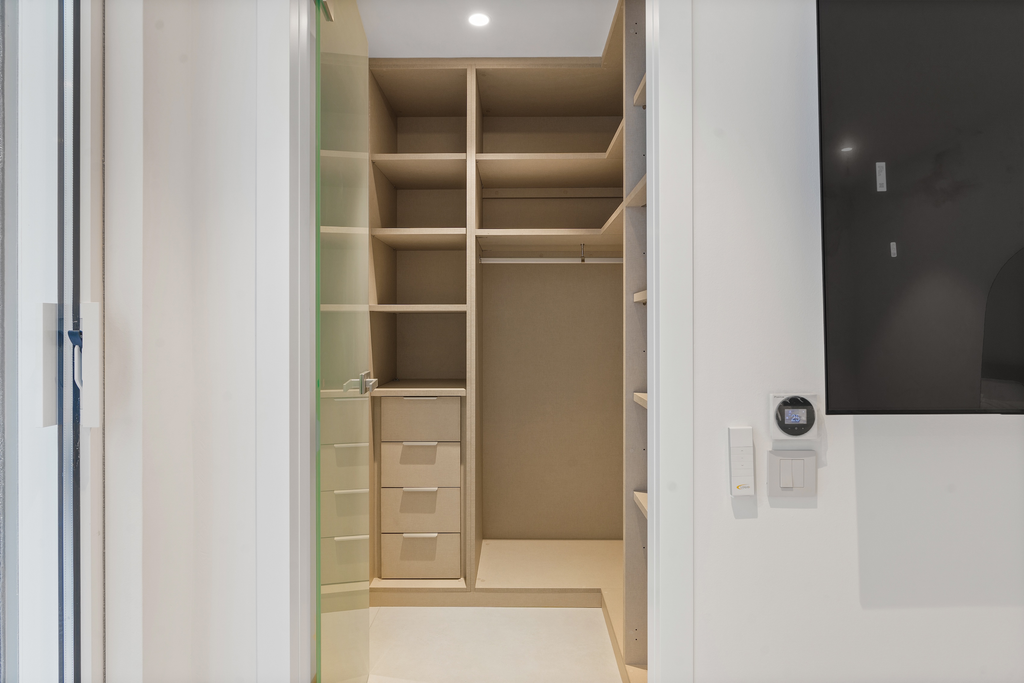 Afteli Beach, Apollonii Altius