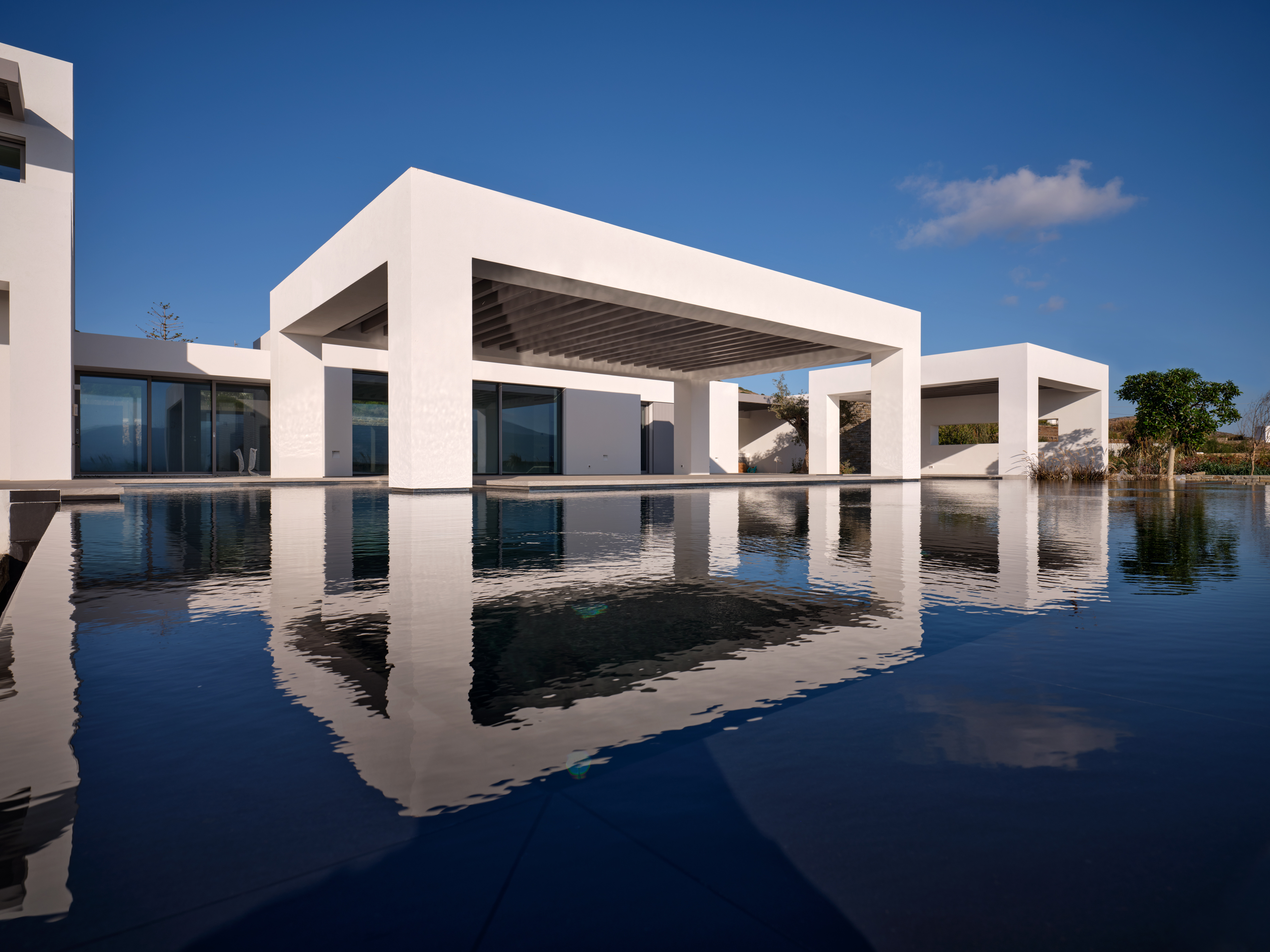 Antiparos Aura
