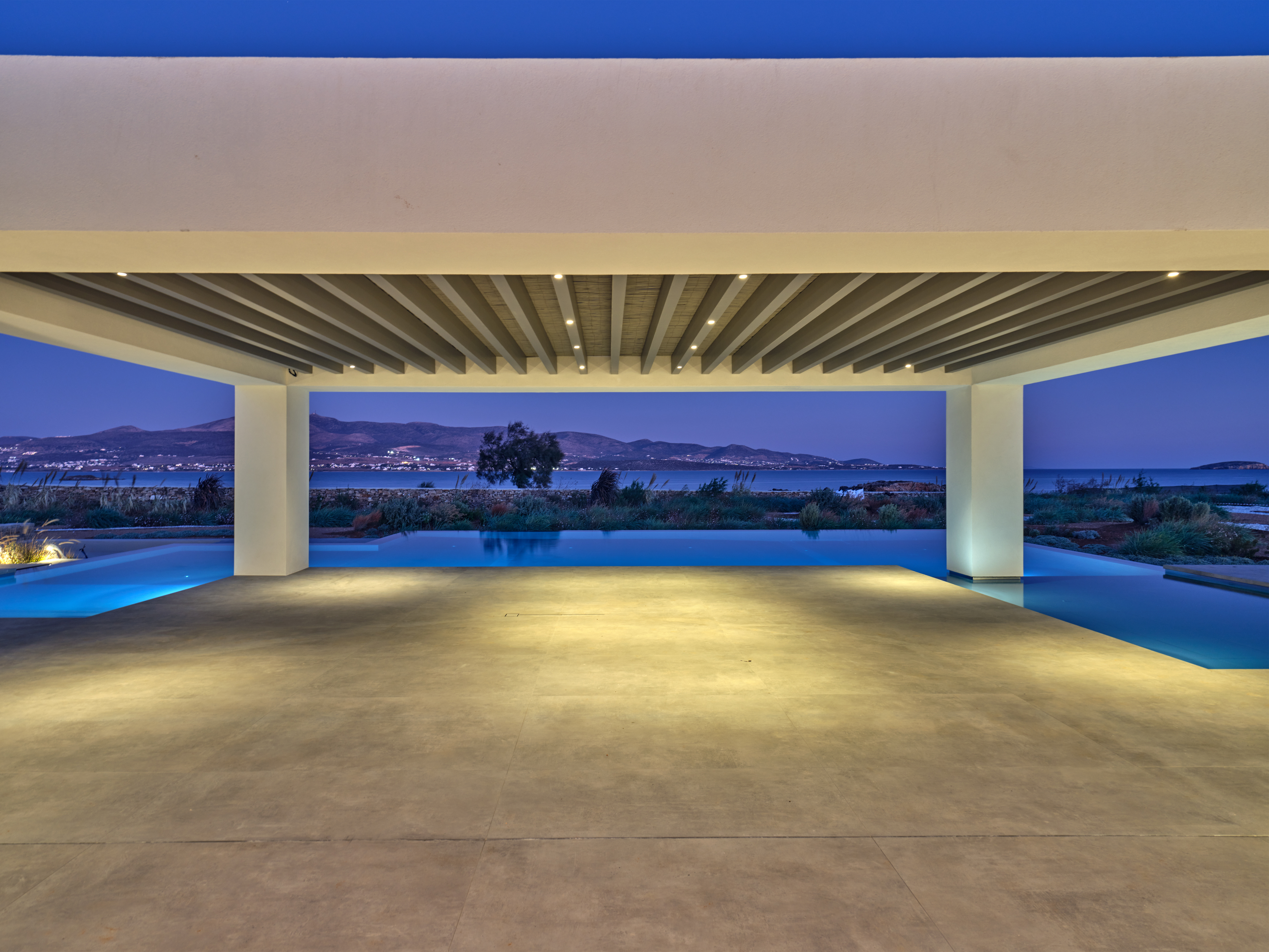 Antiparos Aura