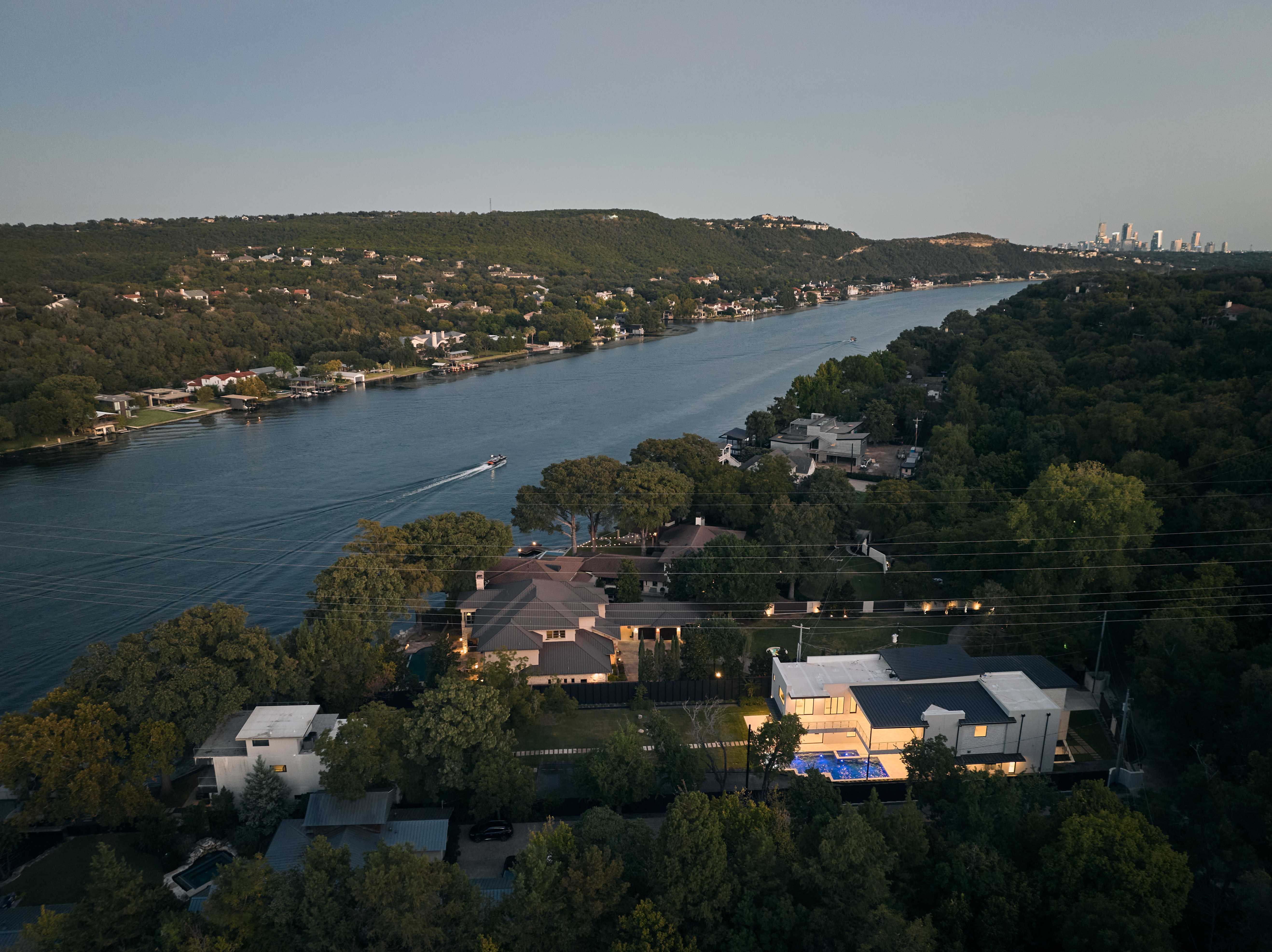 1404 Rockcliff Road 