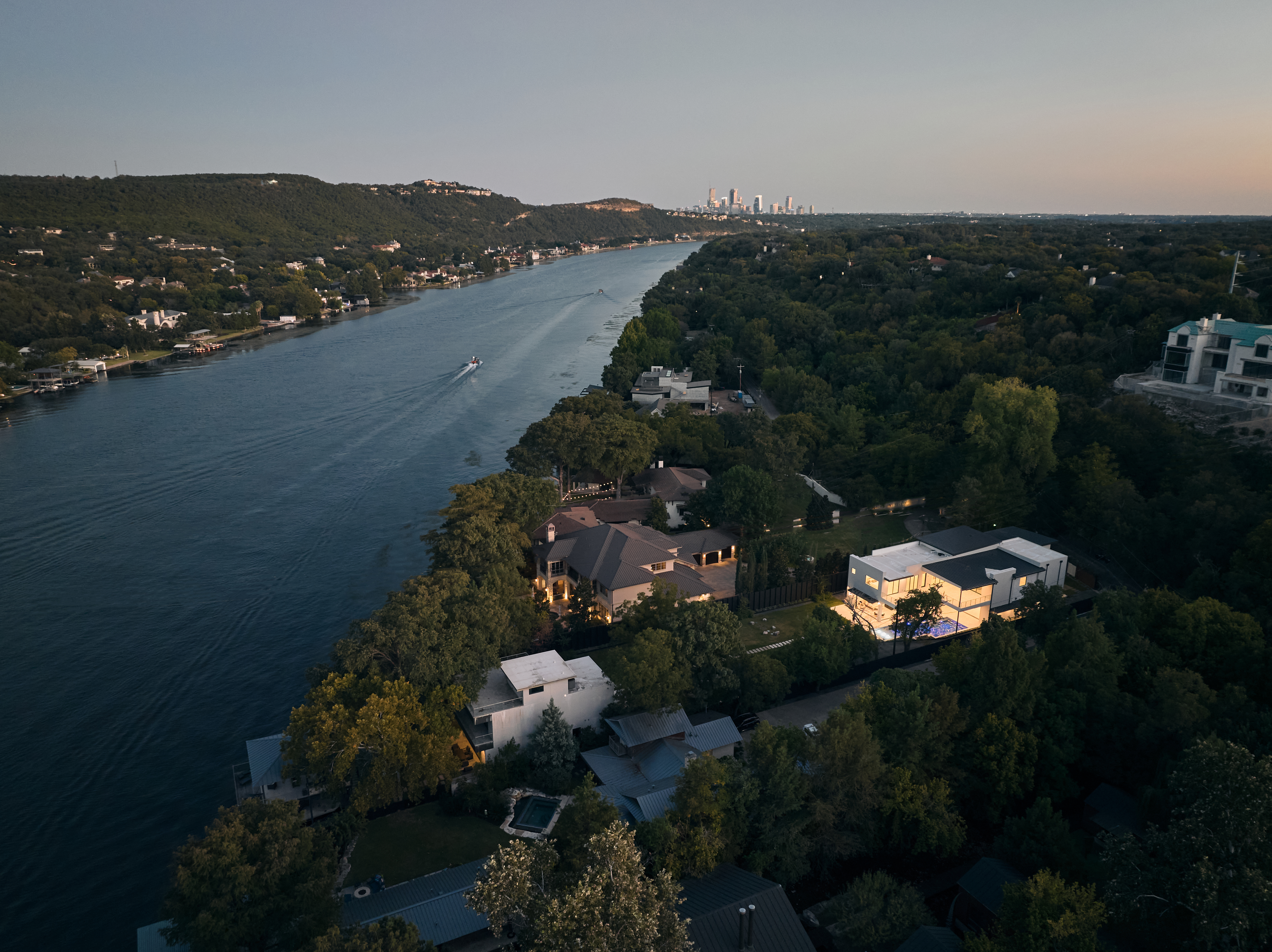 1404 Rockcliff Road 