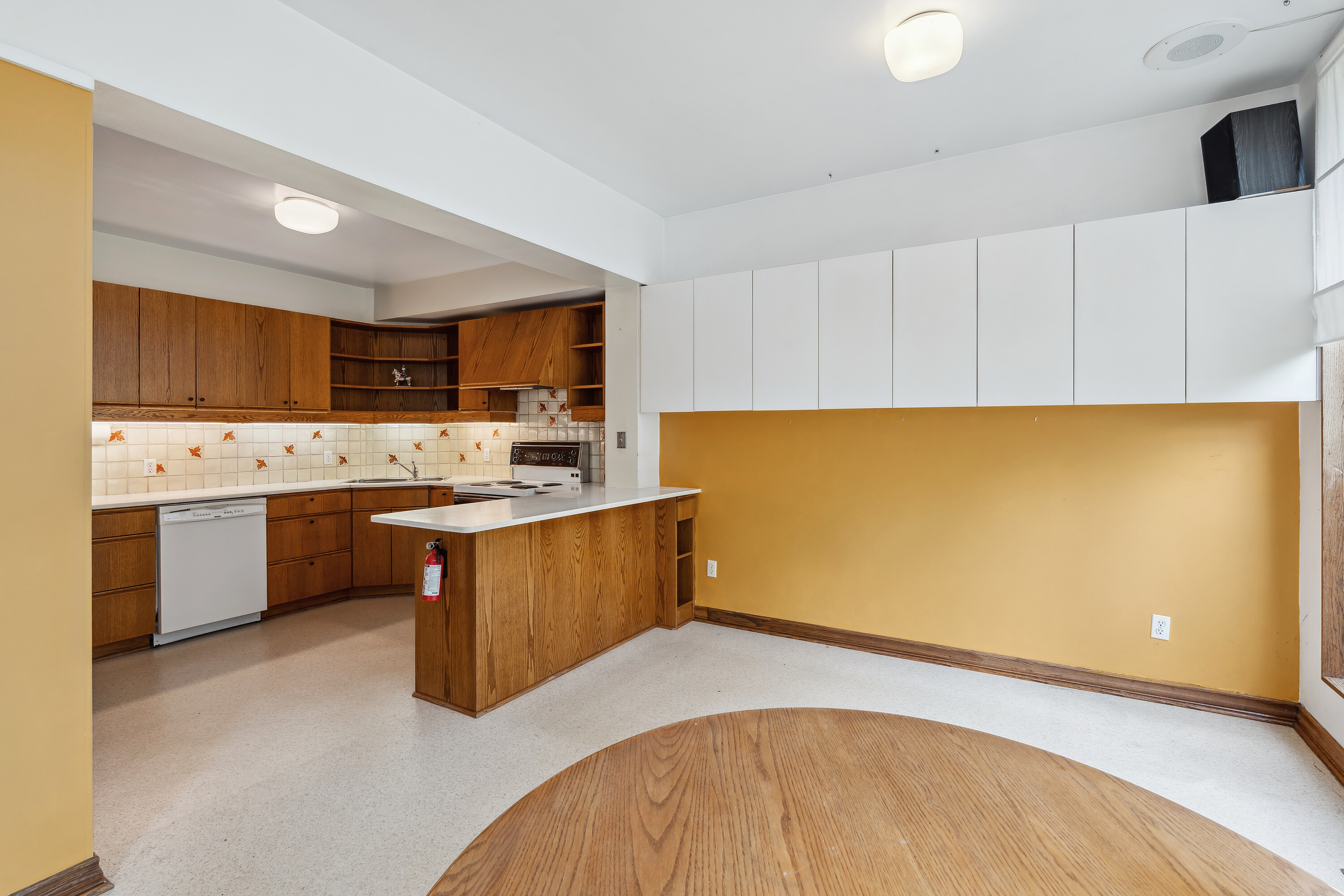105 Cluny Dr