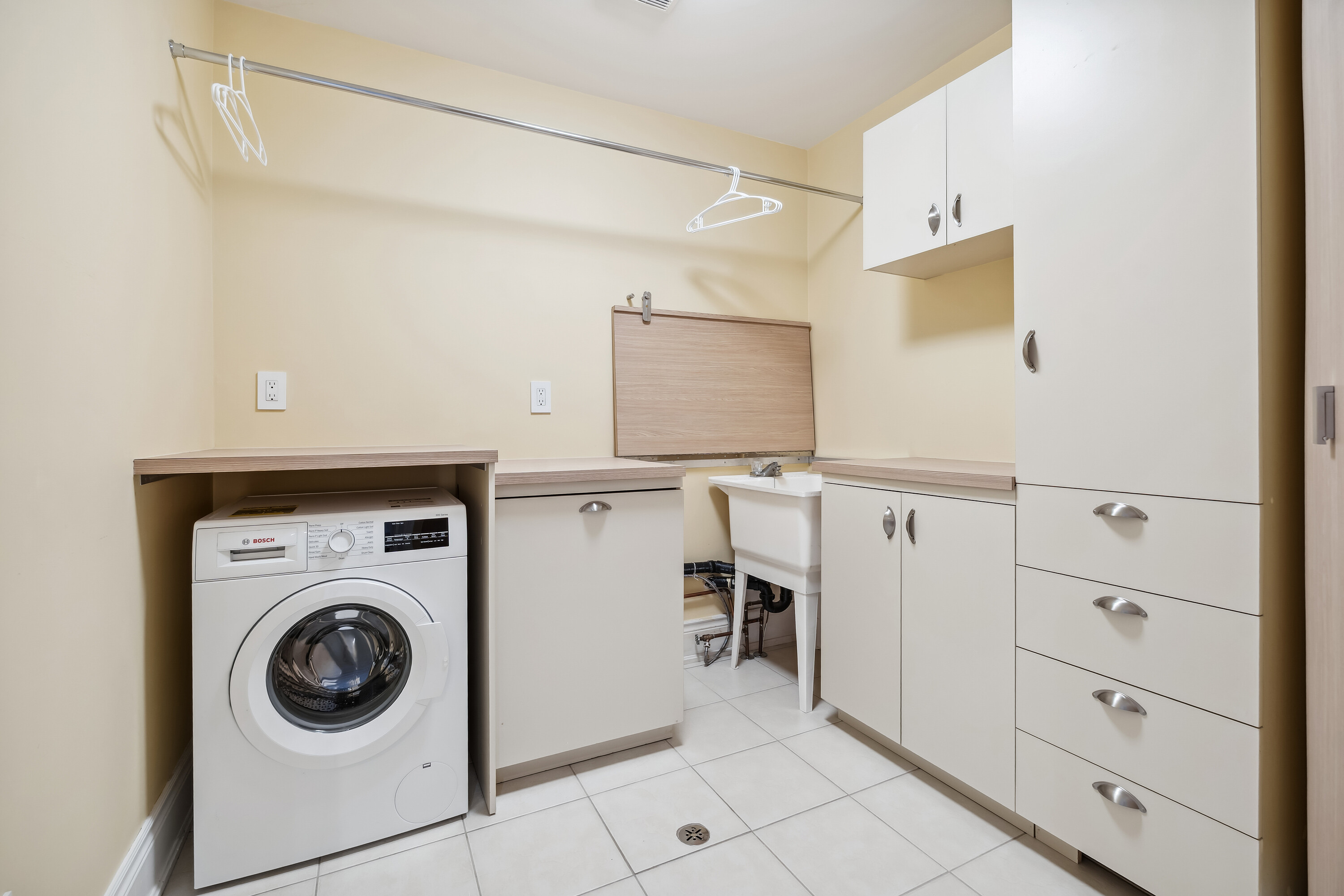 20 Hampton Park Cres