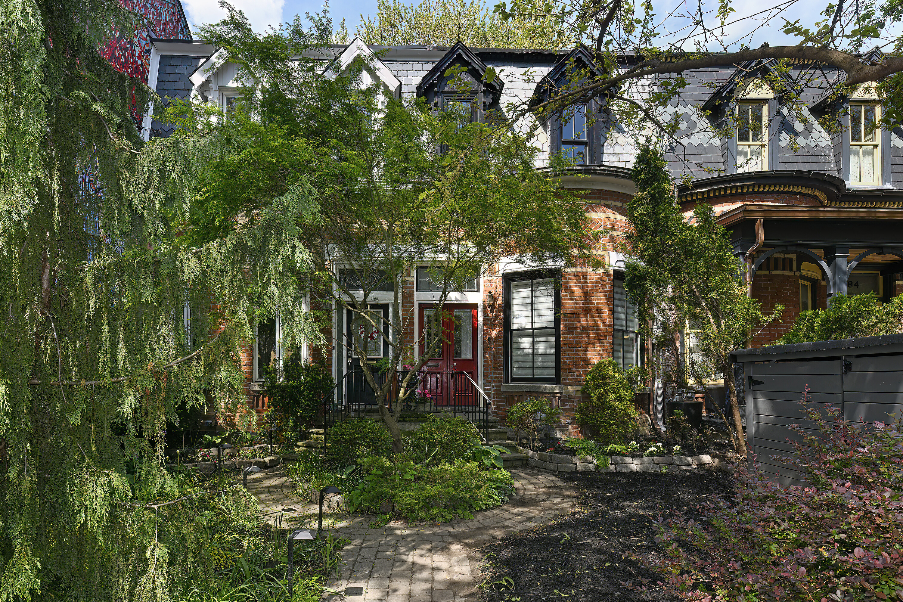 282 Berkeley St