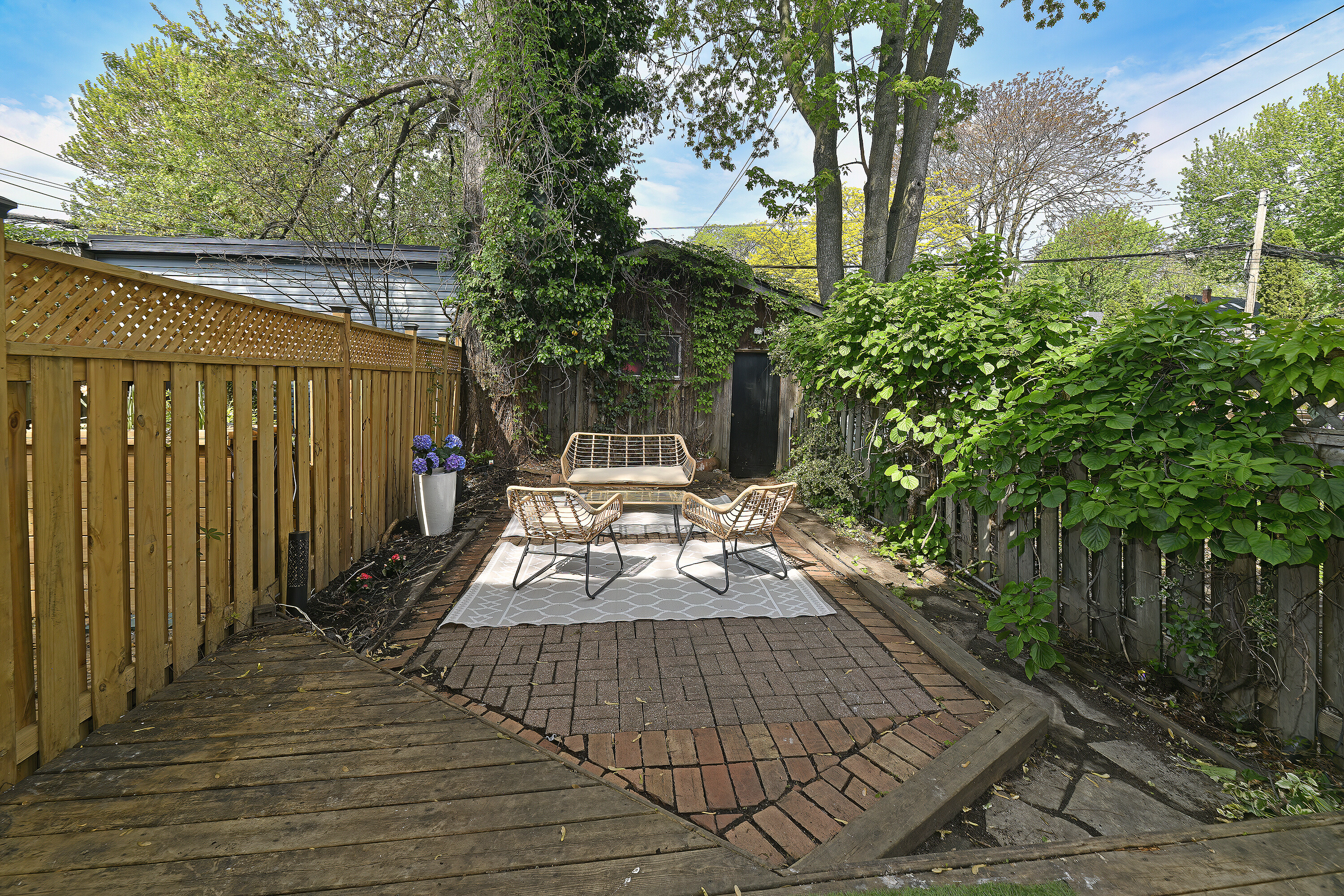 282 Berkeley St