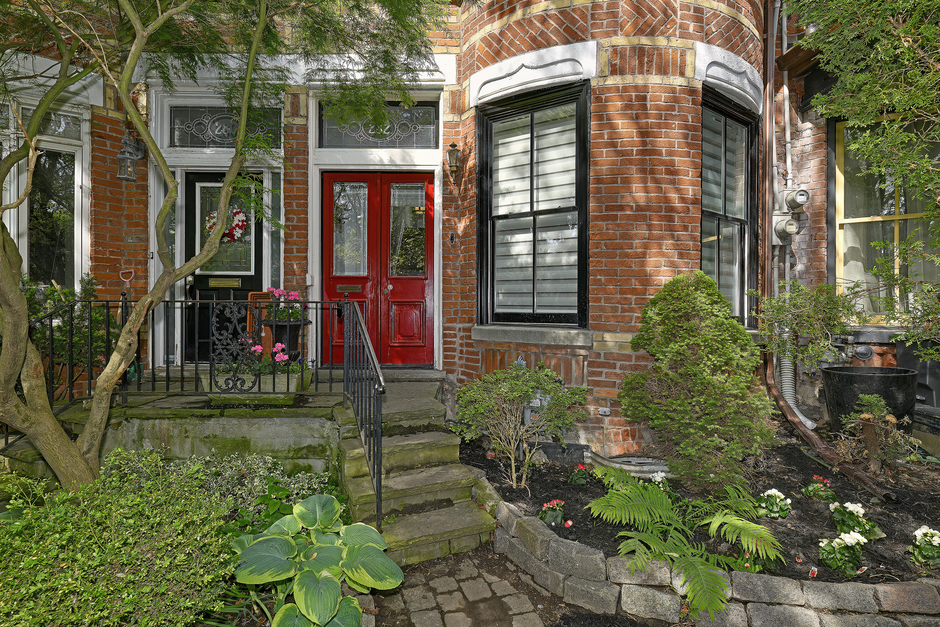 282 Berkeley St