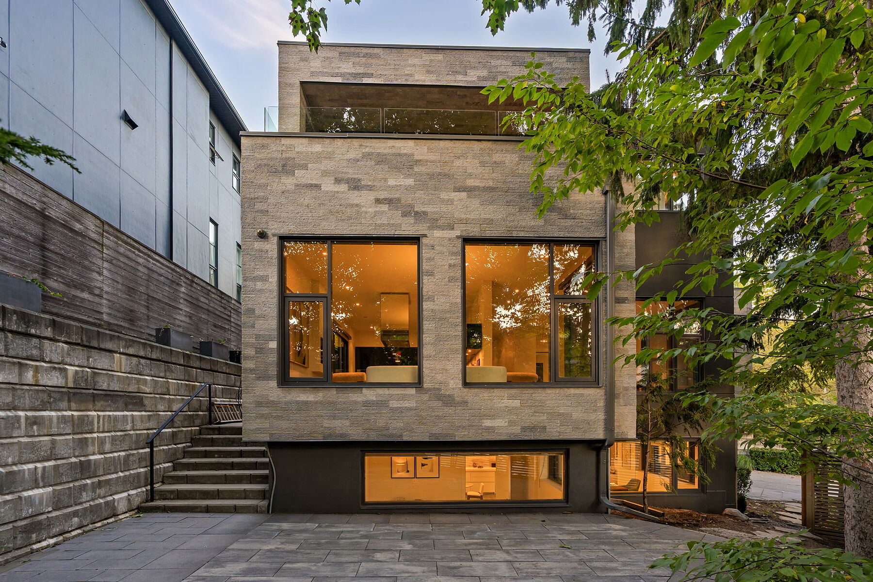 2 Tarlton Rd