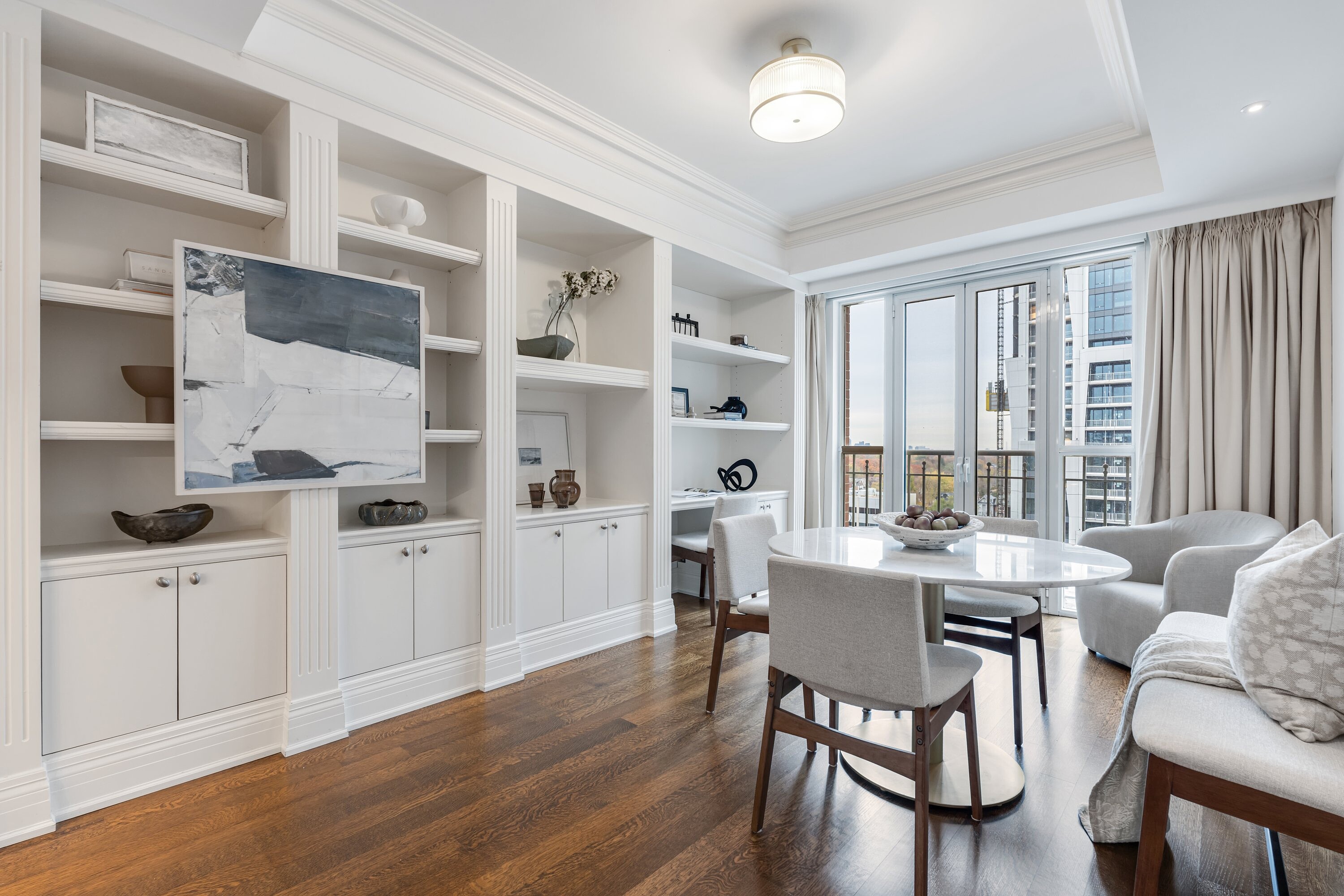 33 Delisle Ave #908