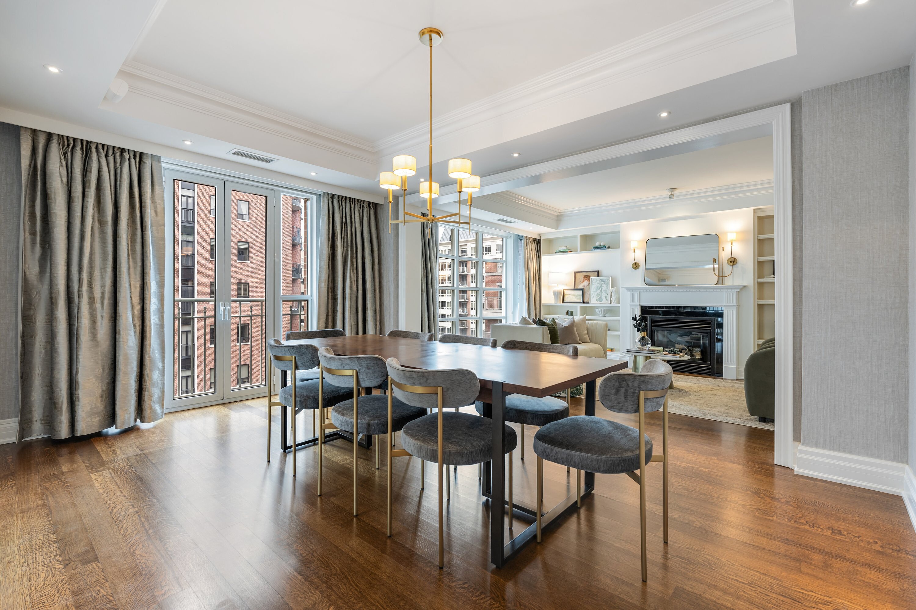 33 Delisle Ave #908