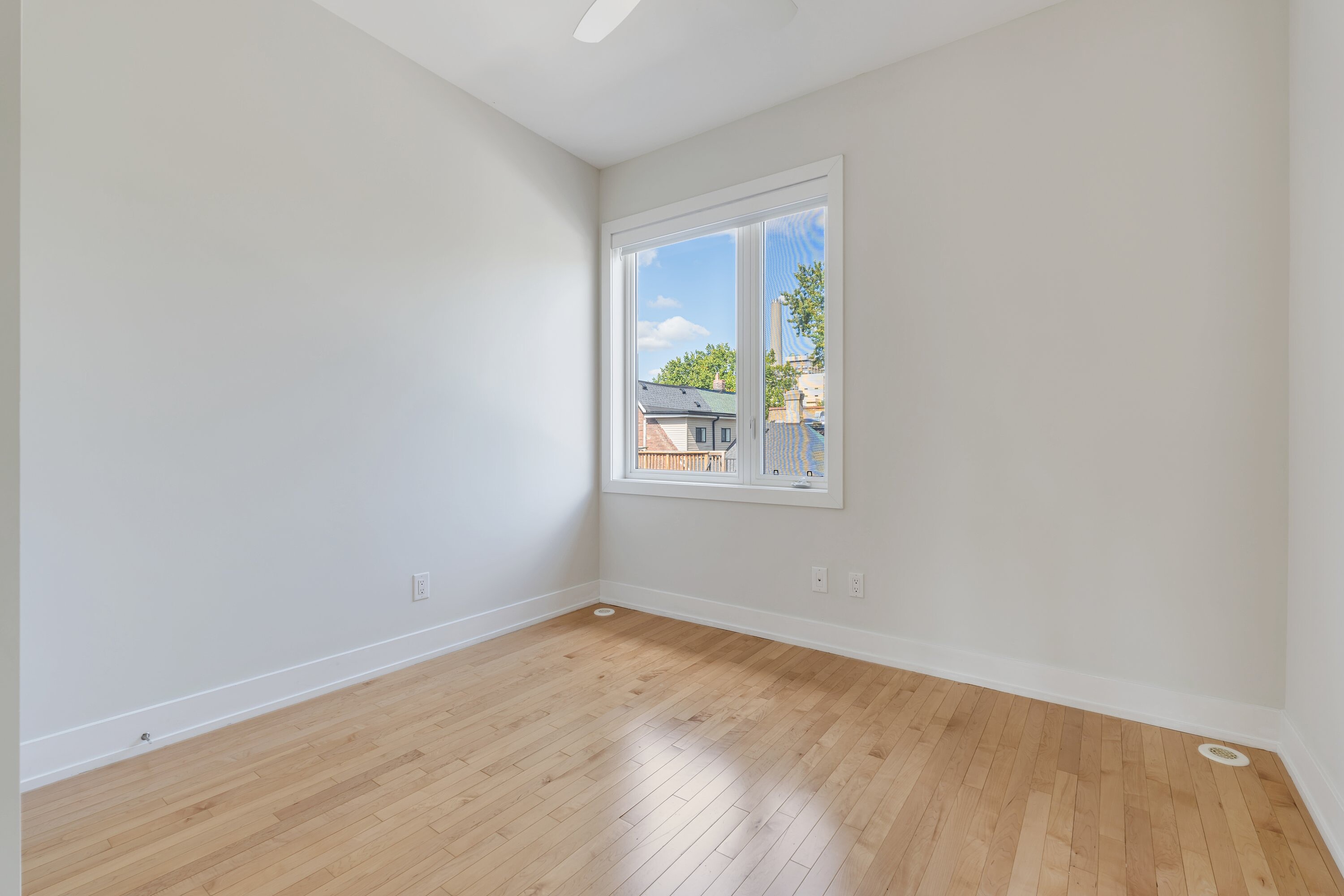 8A Cecil St