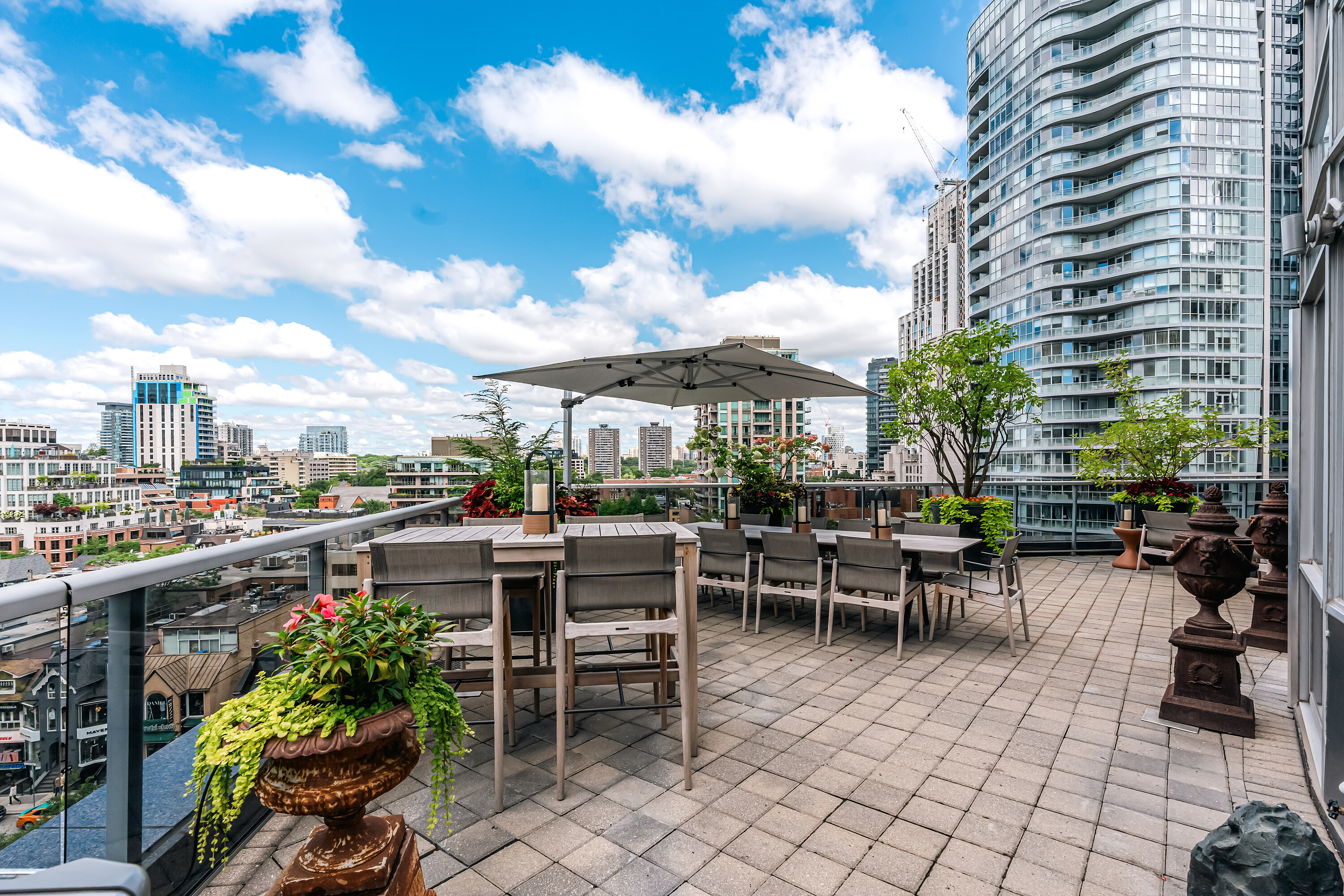 10 Bellair St #705