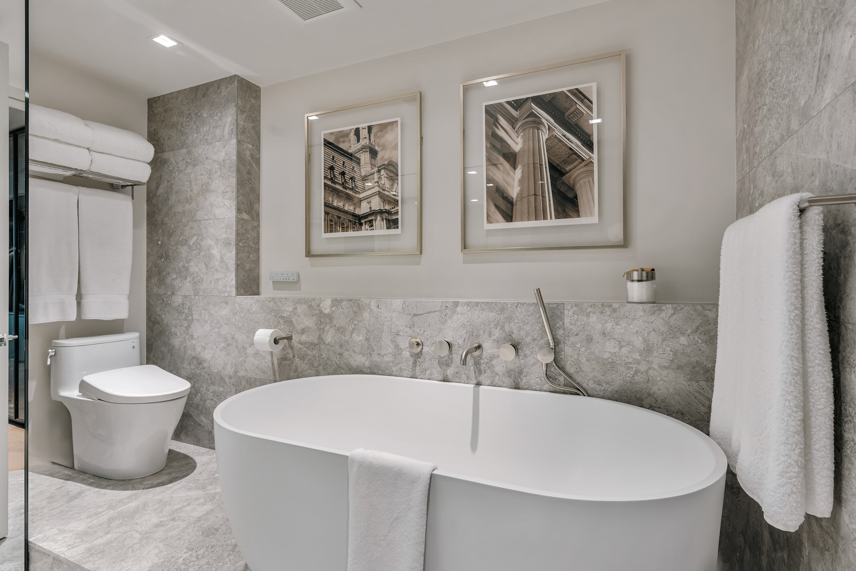 10 Bellair St #705
