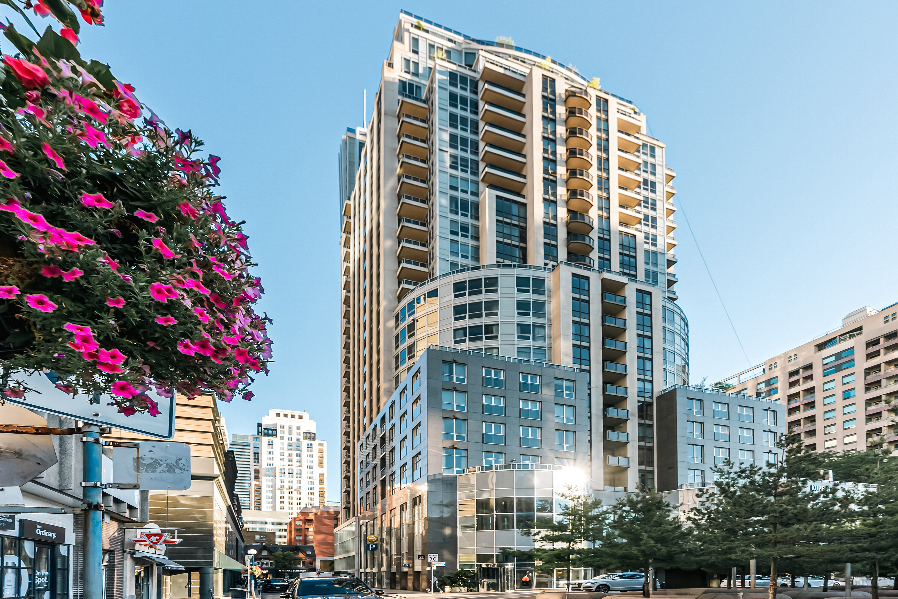 10 Bellair St #705