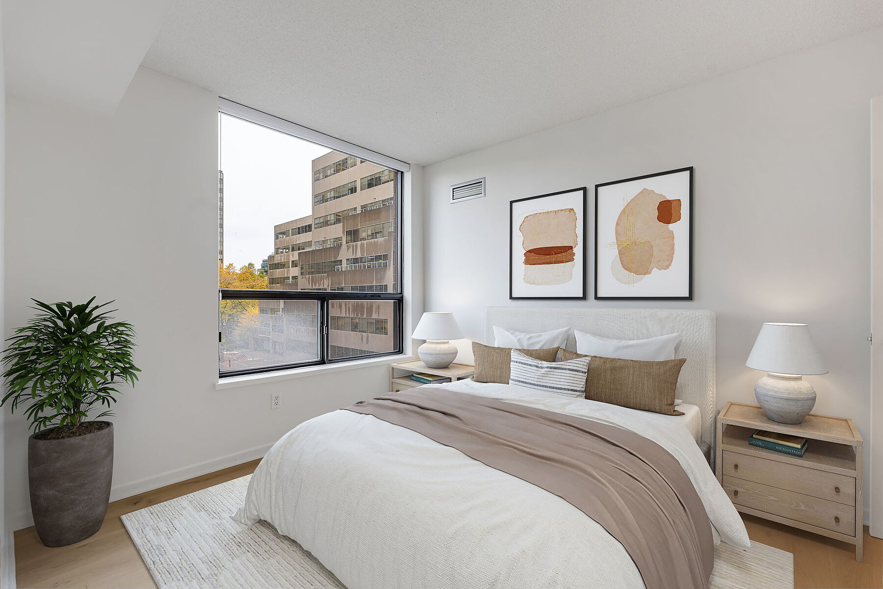47 St Clair Ave W  503