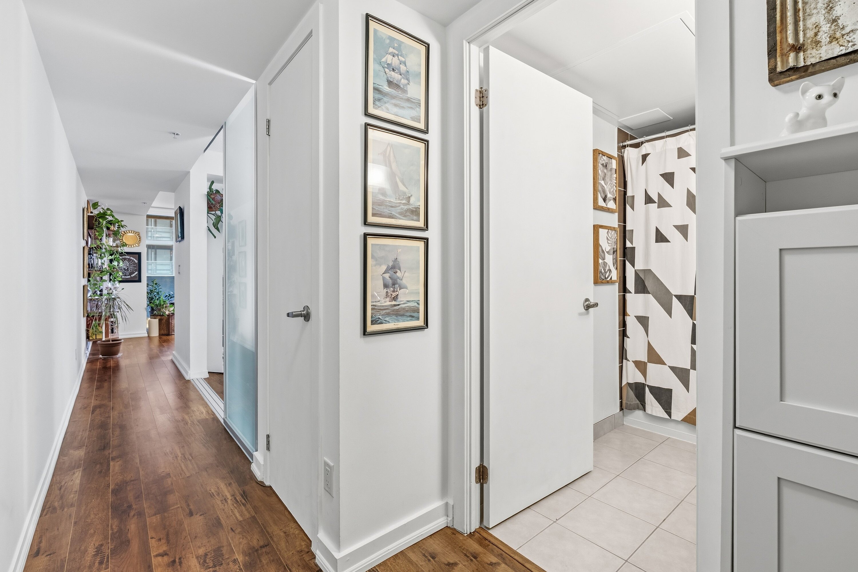 20 Joe Shuster Way  407