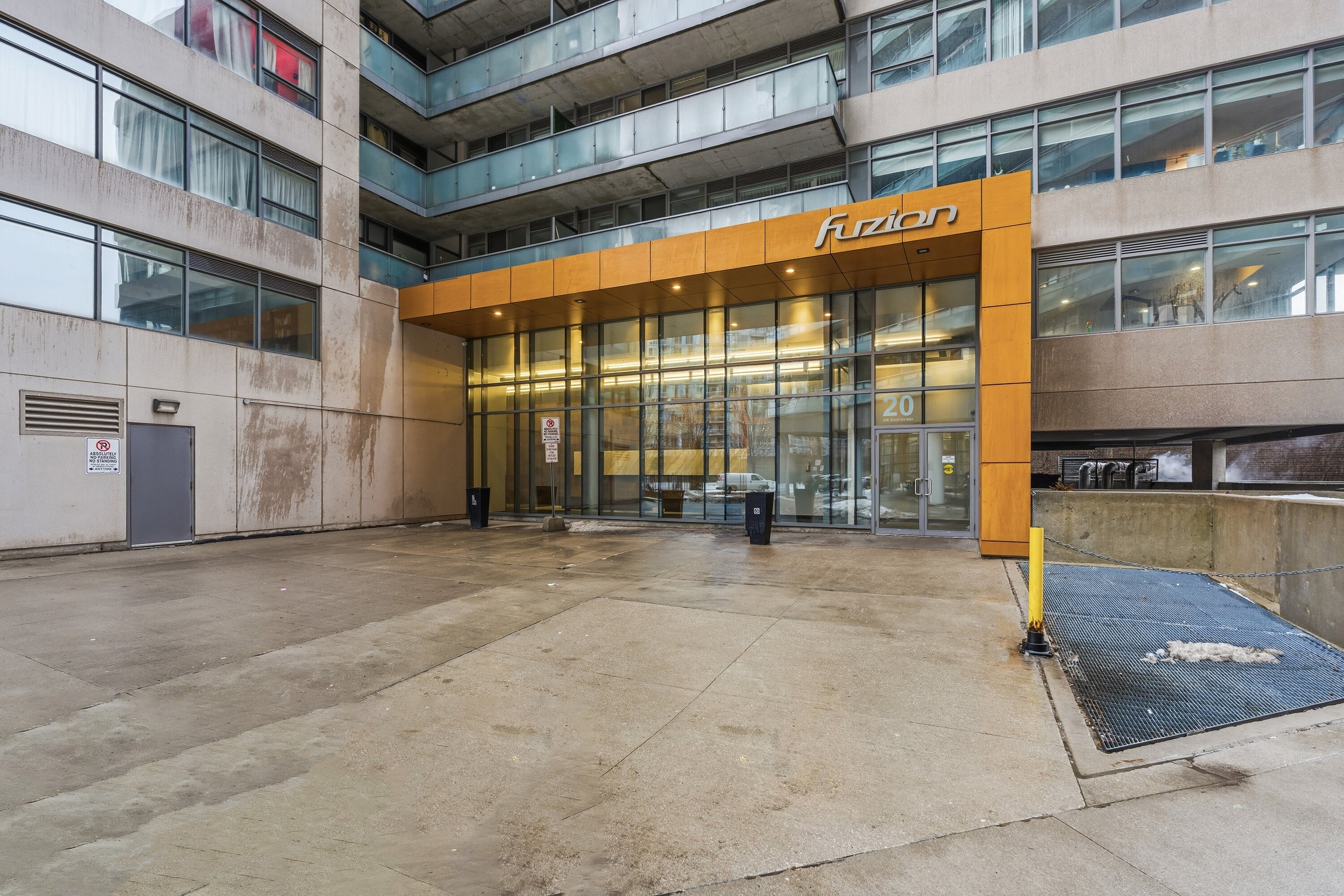 20 Joe Shuster Way  407