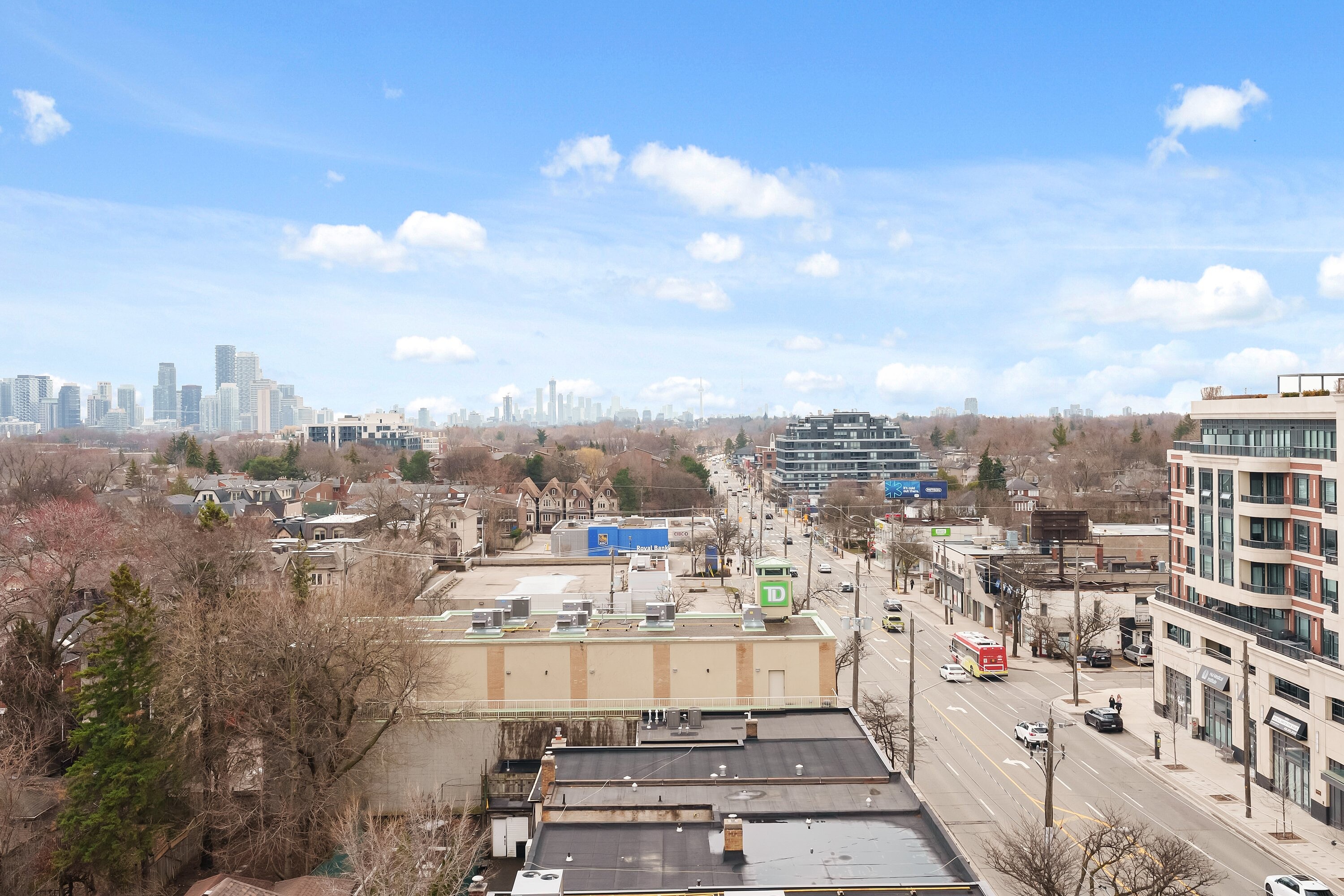 1717 Avenue Rd  LPH3