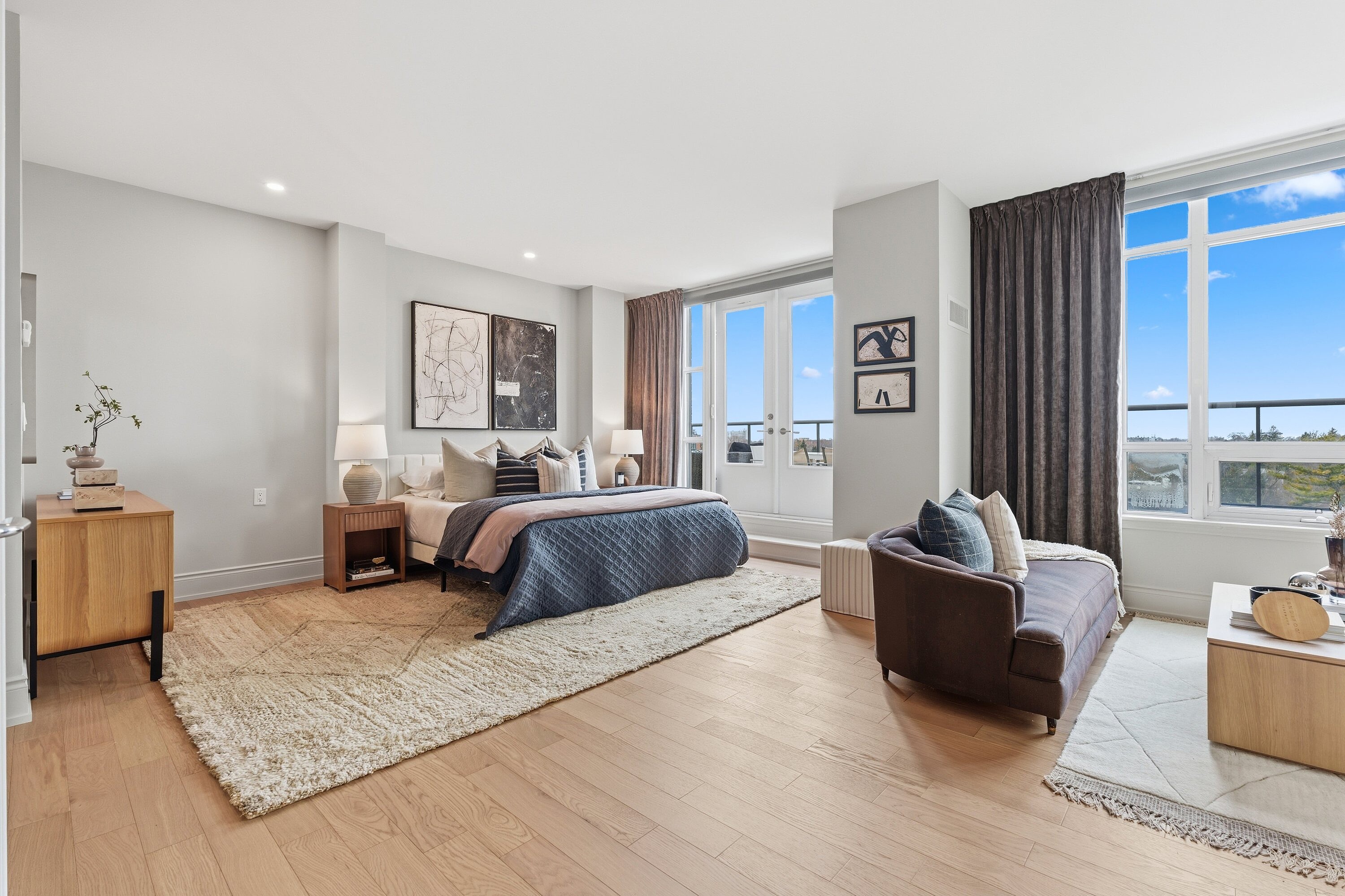 1717 Avenue Rd  LPH3