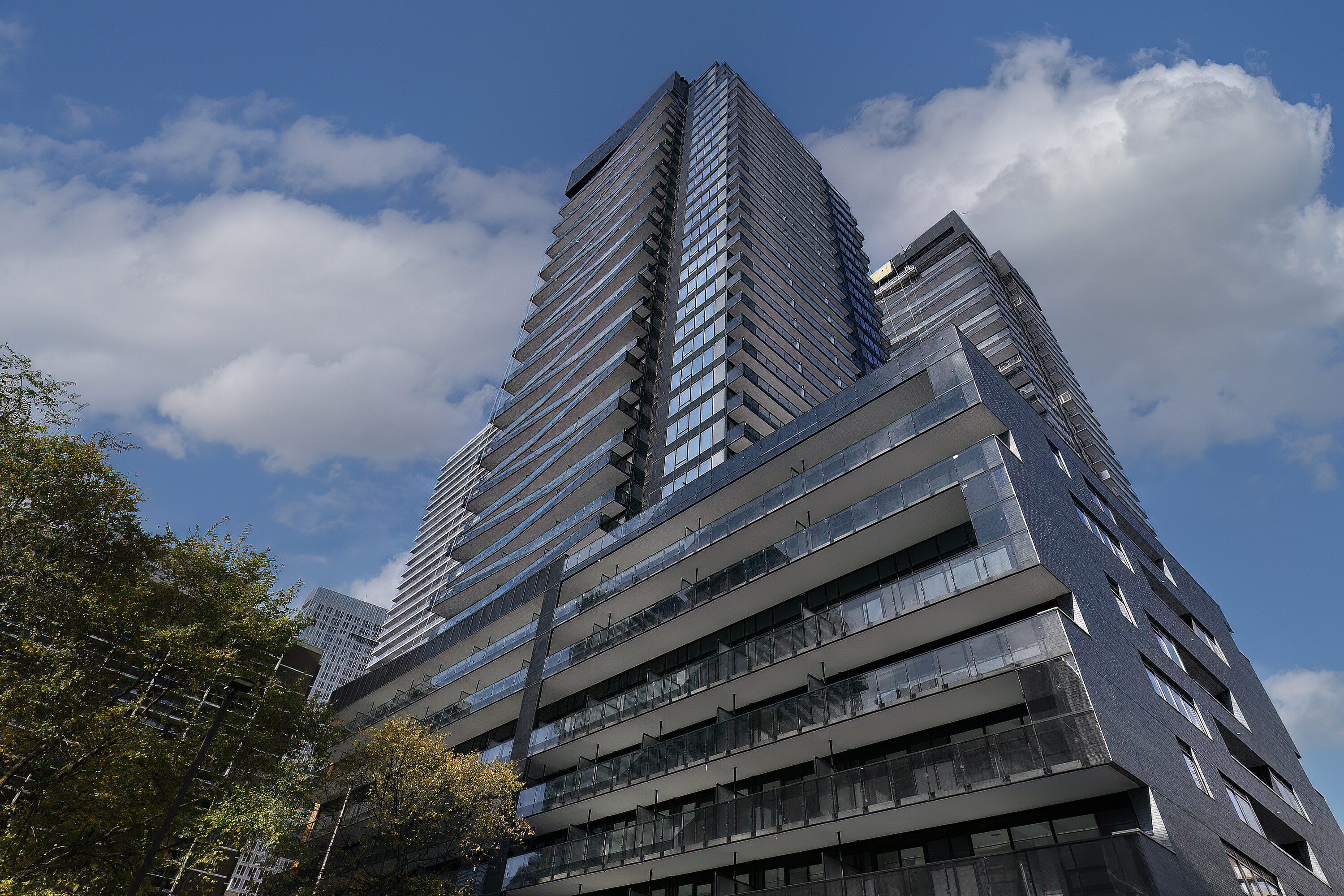 127 Broadway Ave  1102S