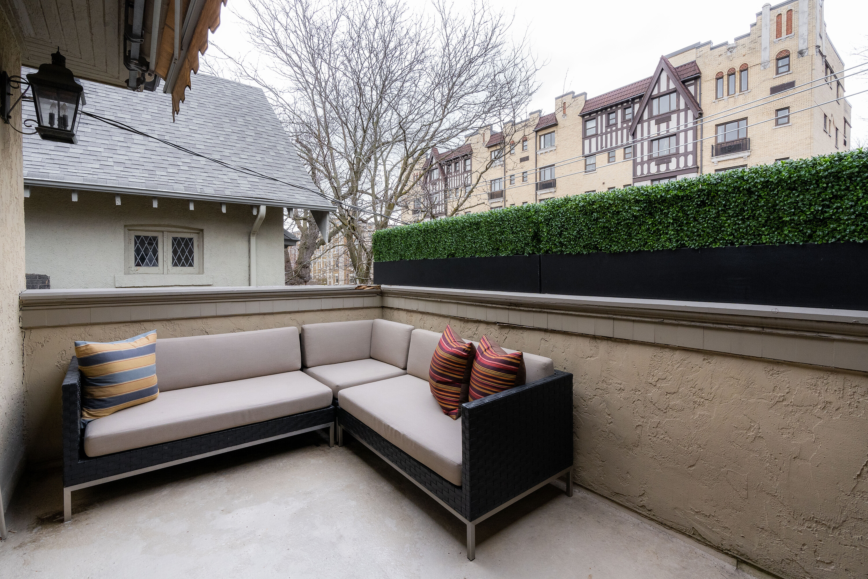 22 Edmund Ave  Upper