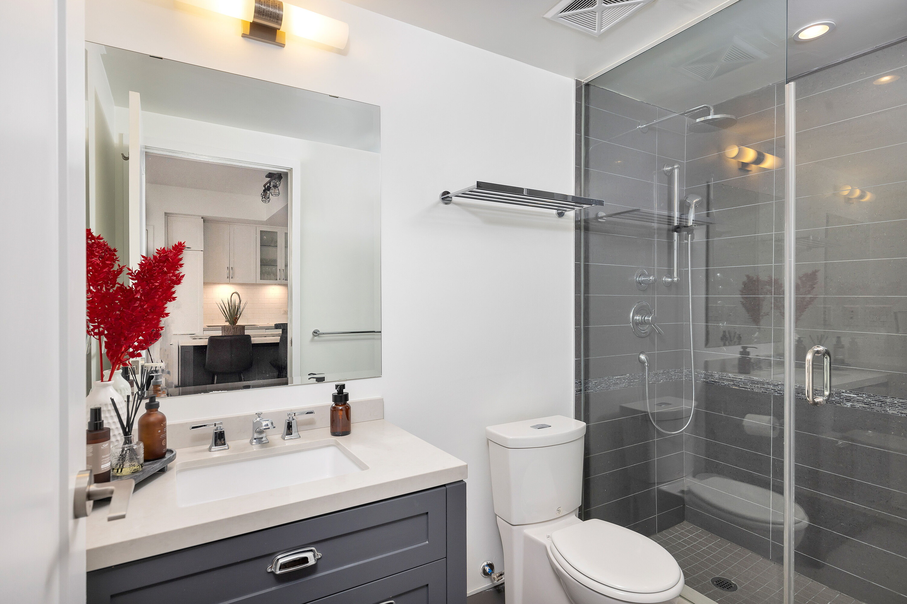 25 Malcolm Rd  414