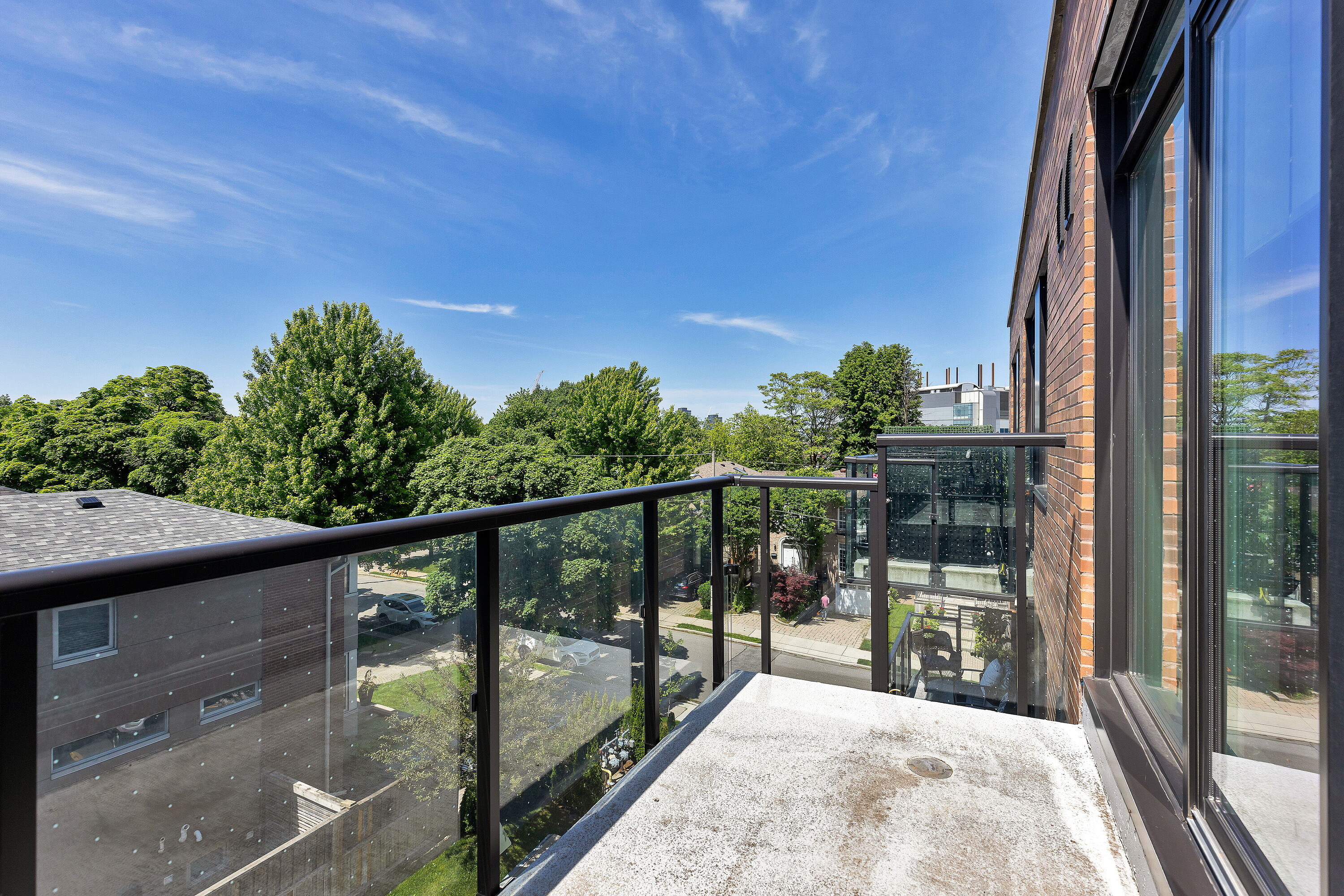 25 Malcolm Rd  414