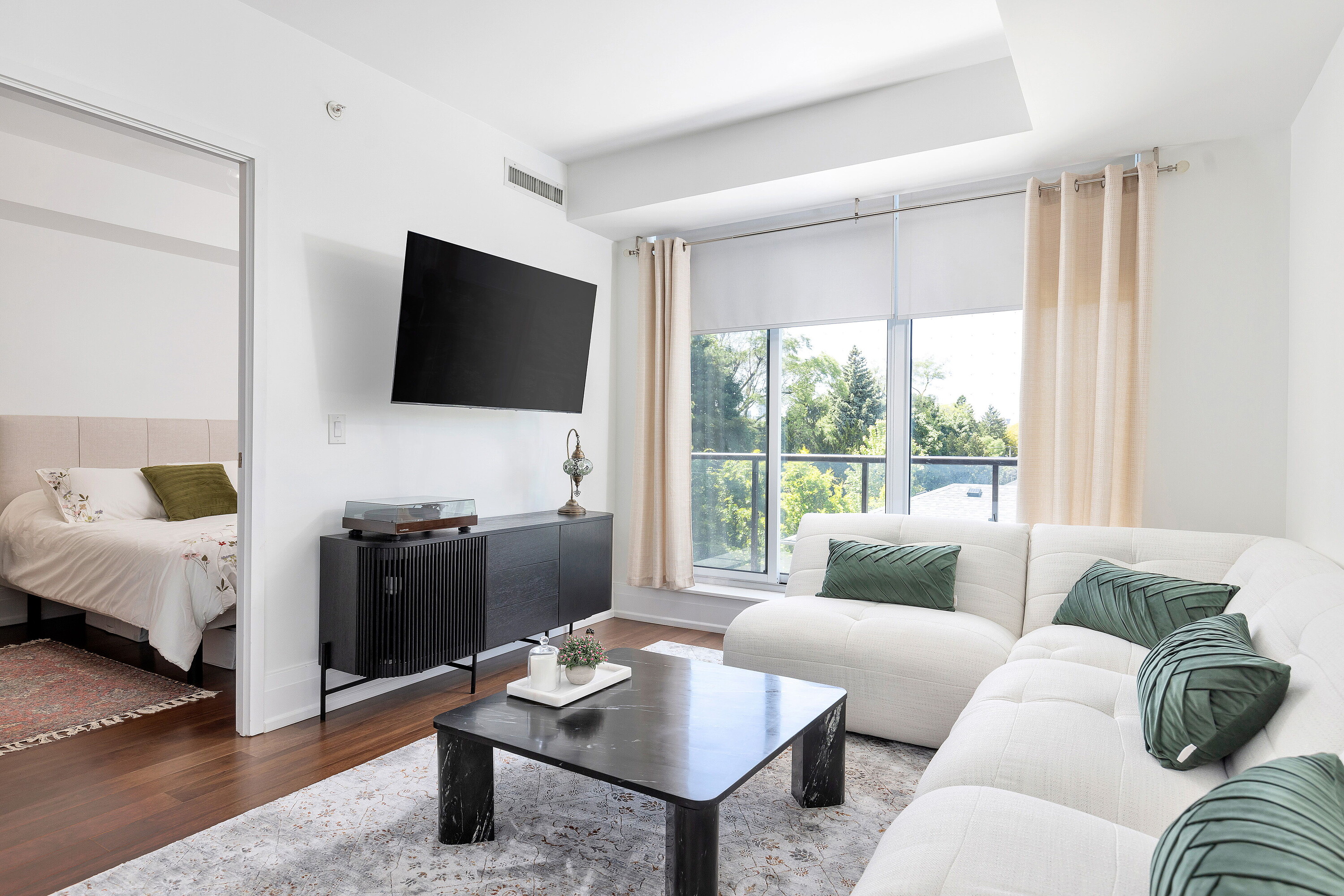 25 Malcolm Rd  414