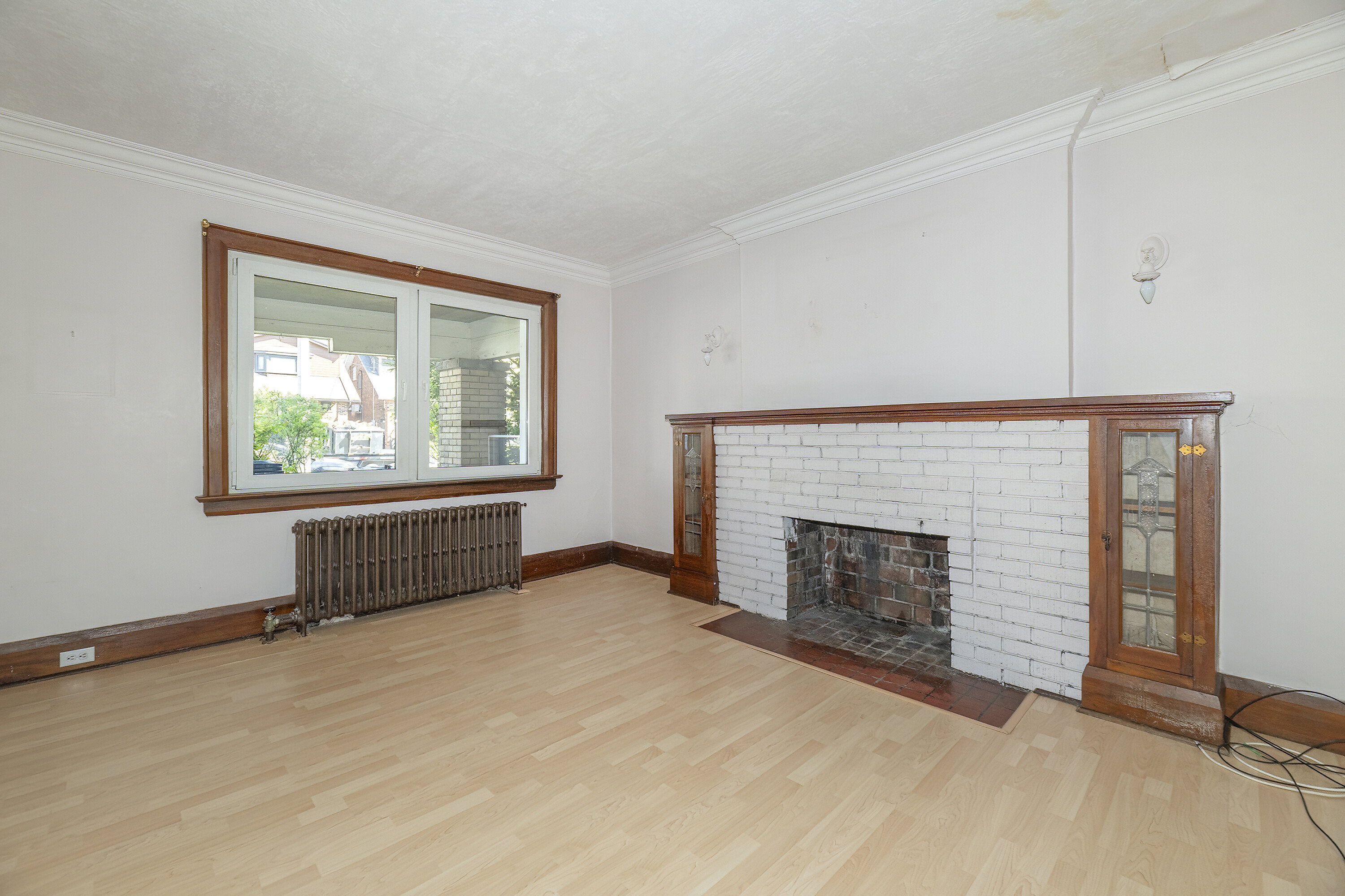 275 St Clements Ave