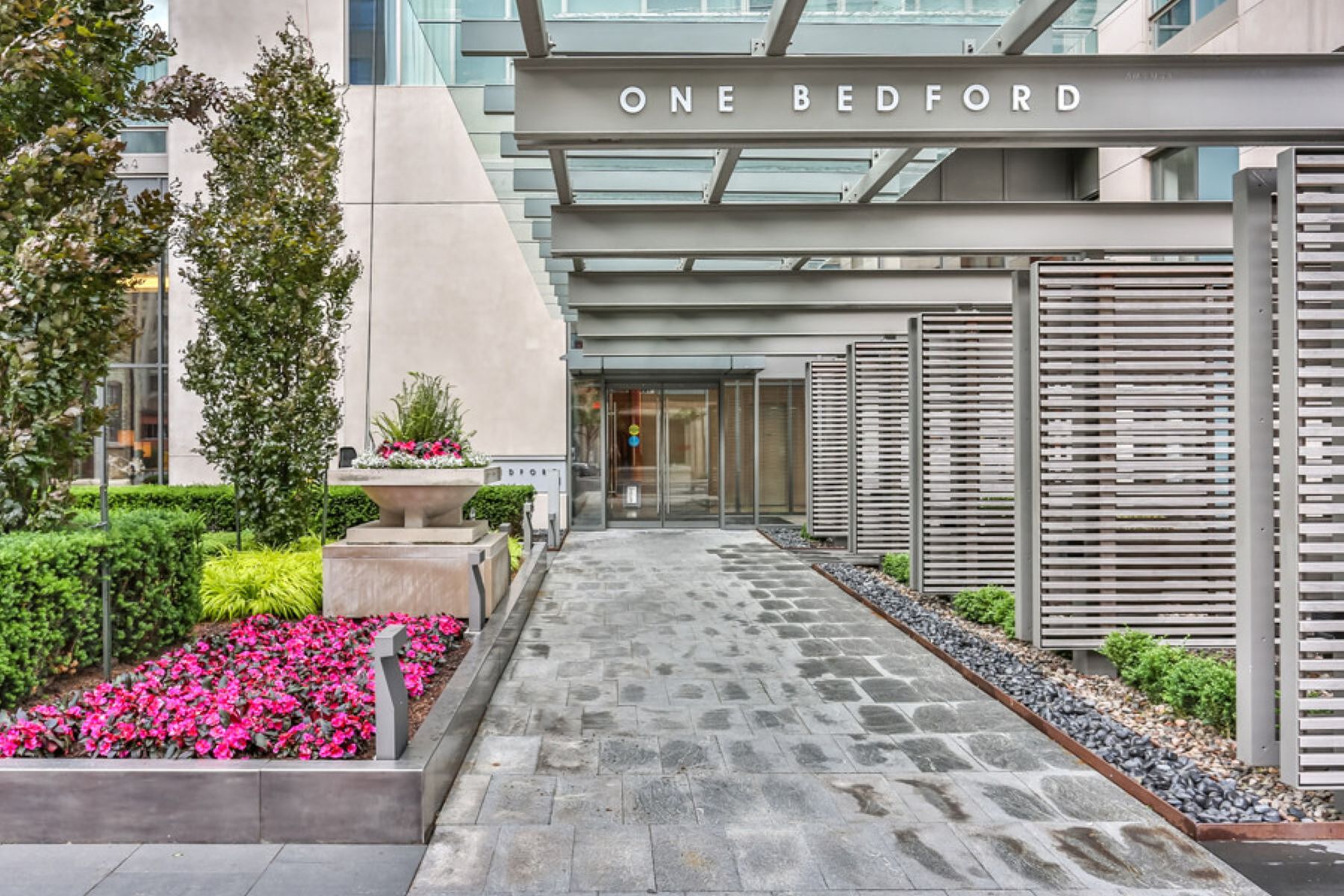 1 Bedford Rd  811