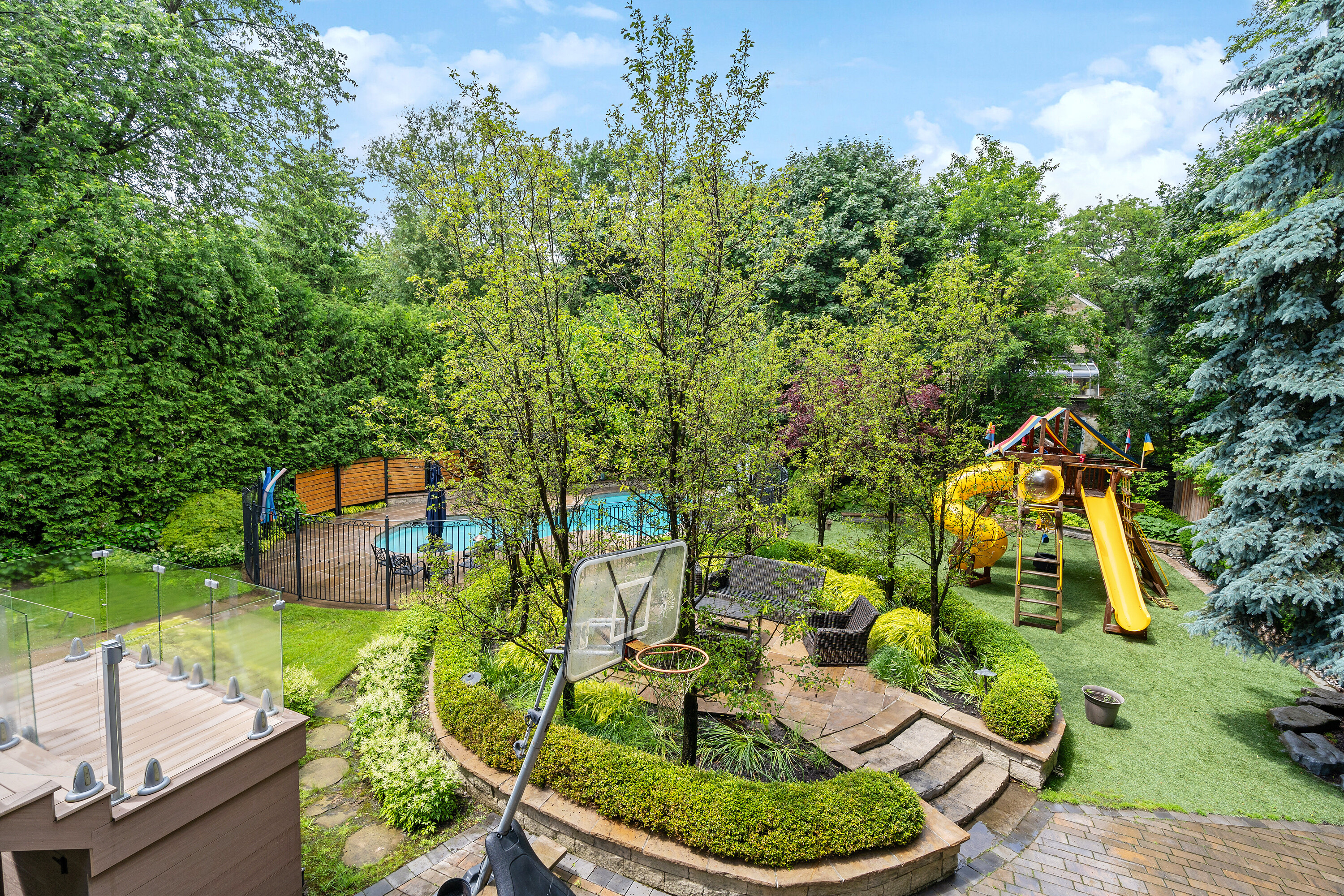 113 Coldstream Ave