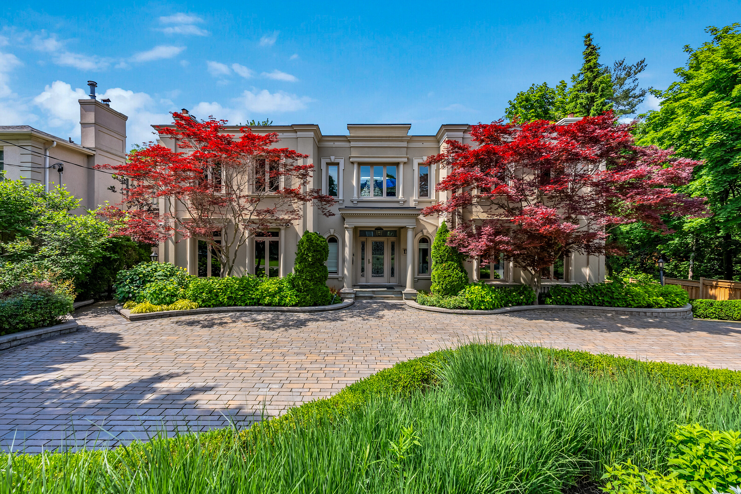 113 Coldstream Ave