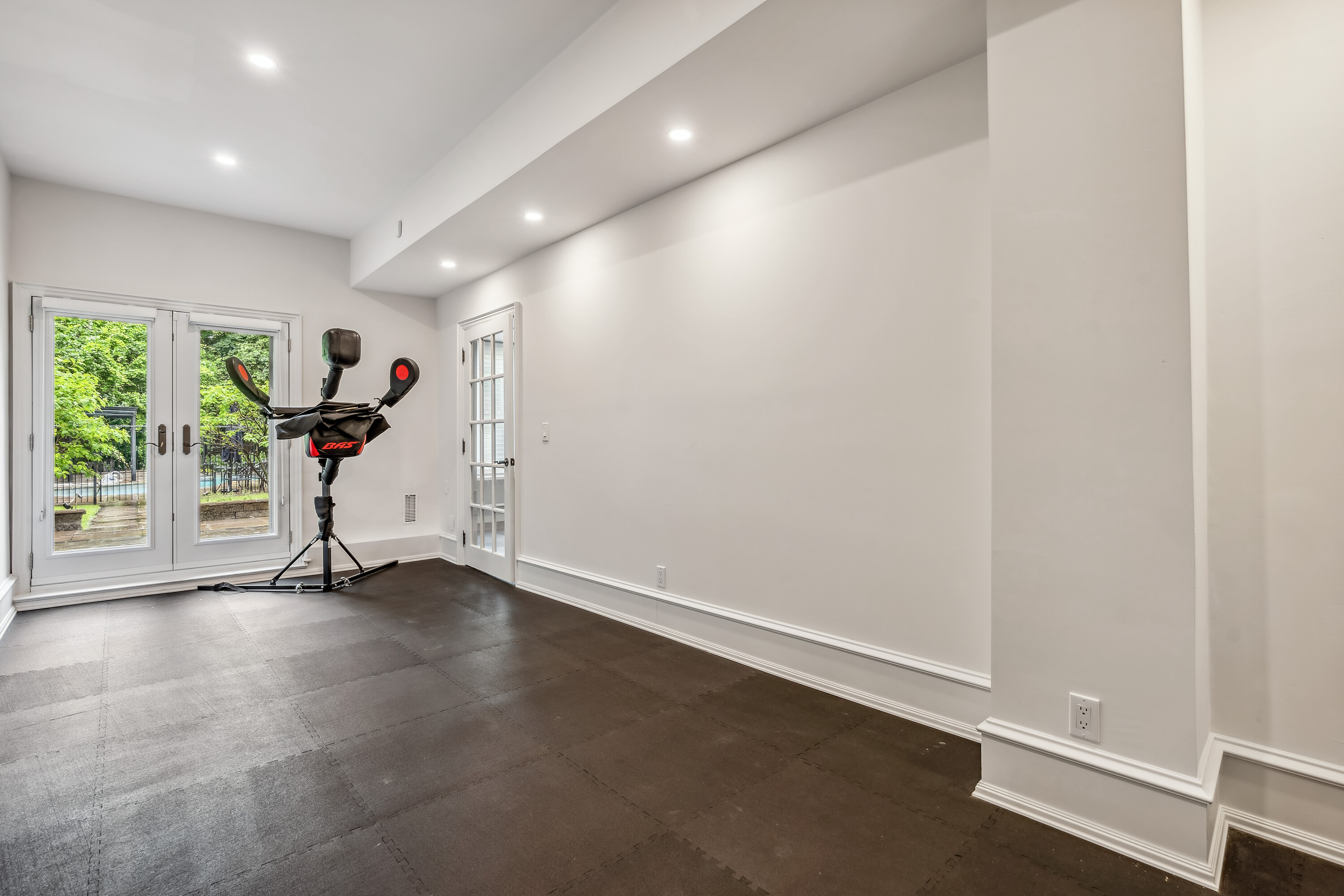 113 Coldstream Ave