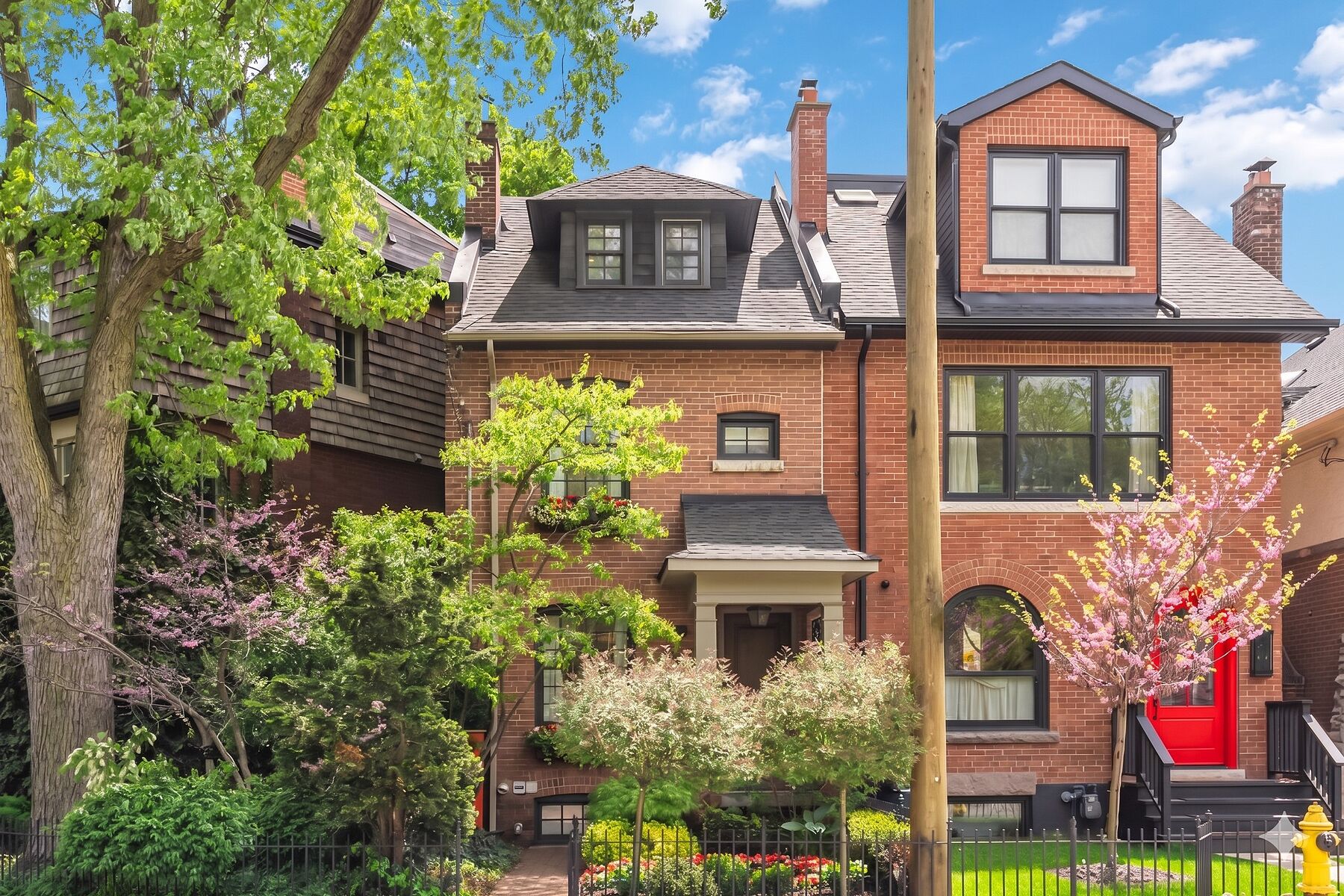 103 Summerhill Ave